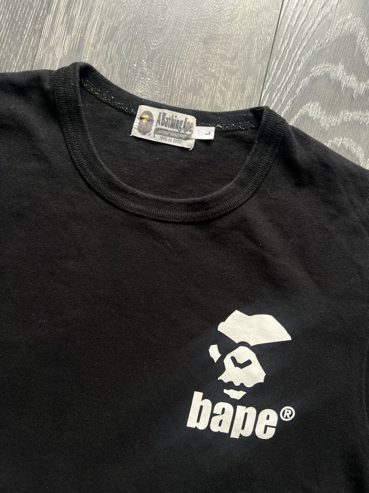 Bape A Bathing Ape rare vintage Bape T-Shirt Fits L Size US L / EU 52-54 / 3 - 3 Thumbnail