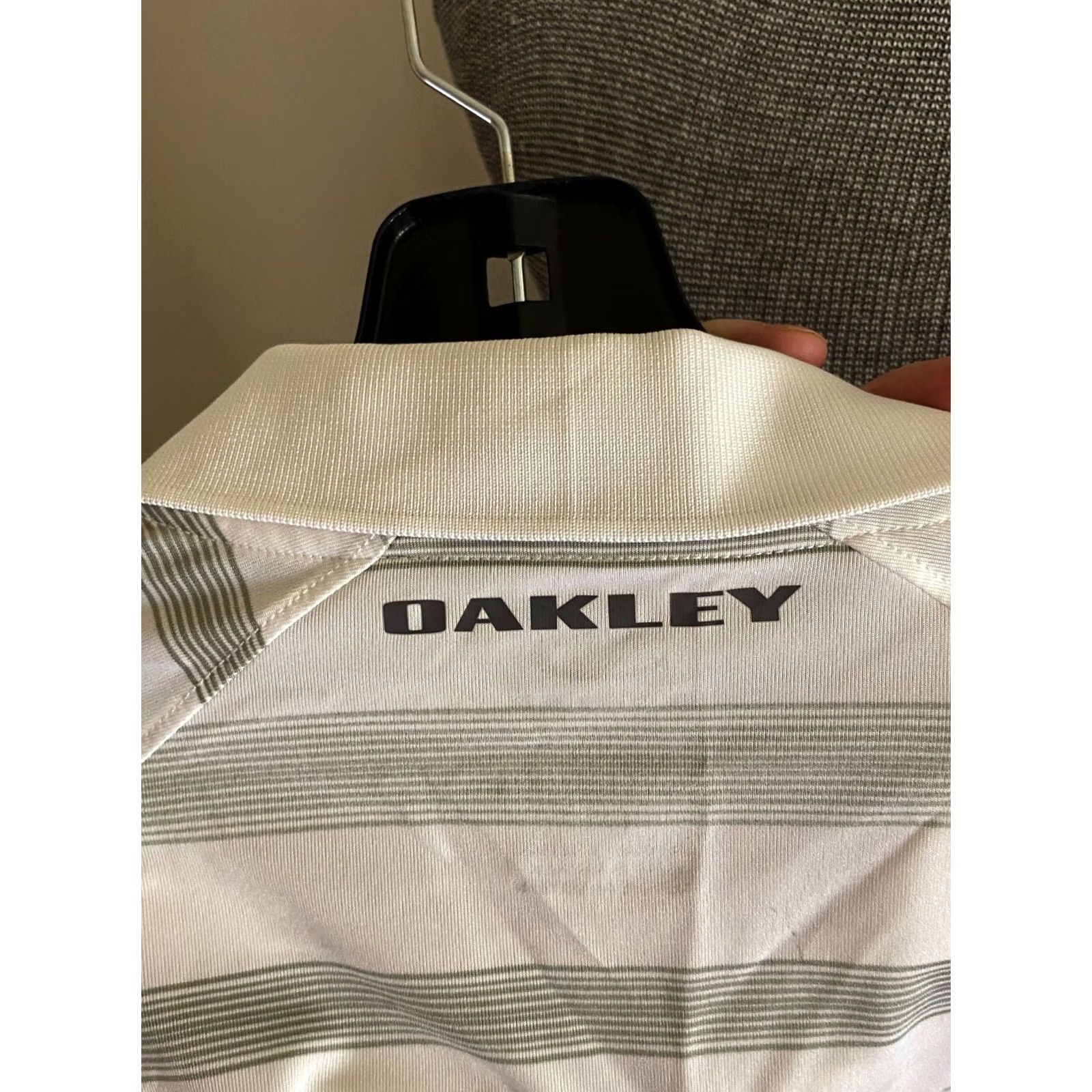 Oakley Oakley UNLV Rebel Golf Foundation Stripe Poly POLO SHIRT Large L Mens Polo Sharp Color XS? Size US XL / EU 56 / 4 - 7 Thumbnail
