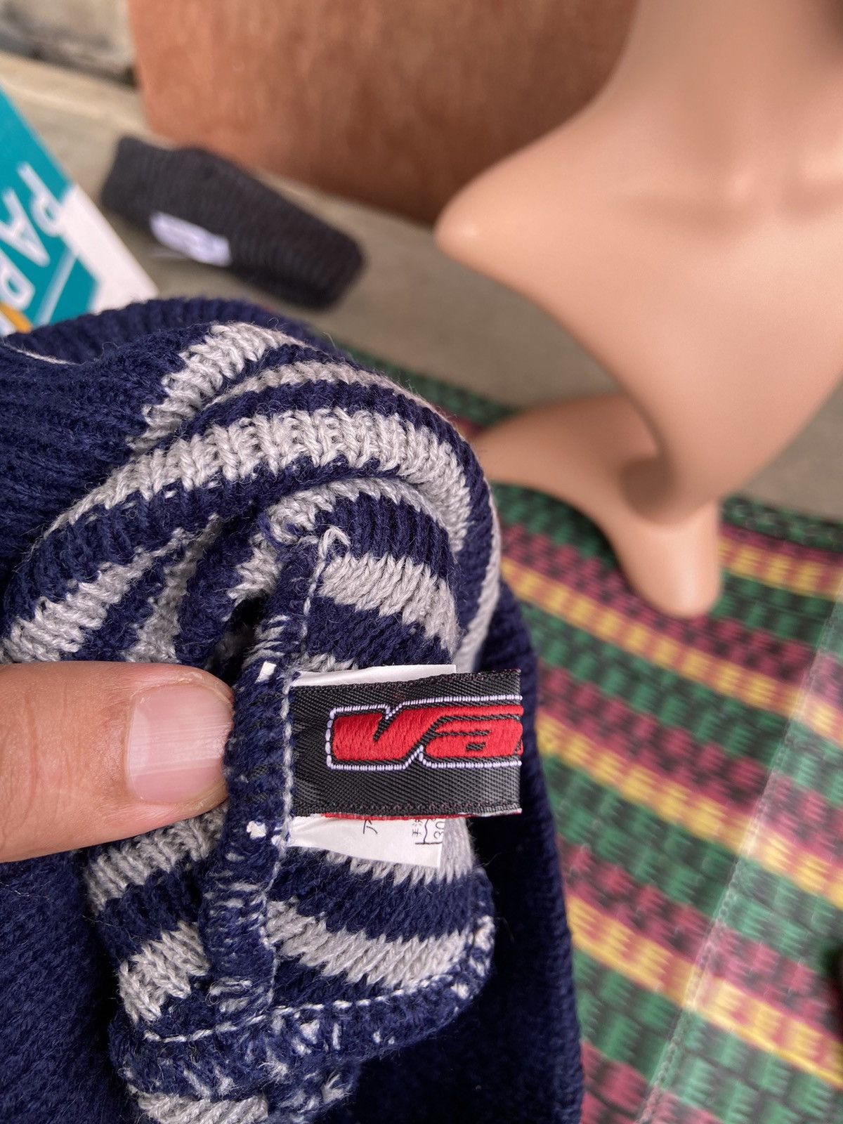 Vans Vintage Vans Logo Beanie Hat Size ONE SIZE - 4 Thumbnail