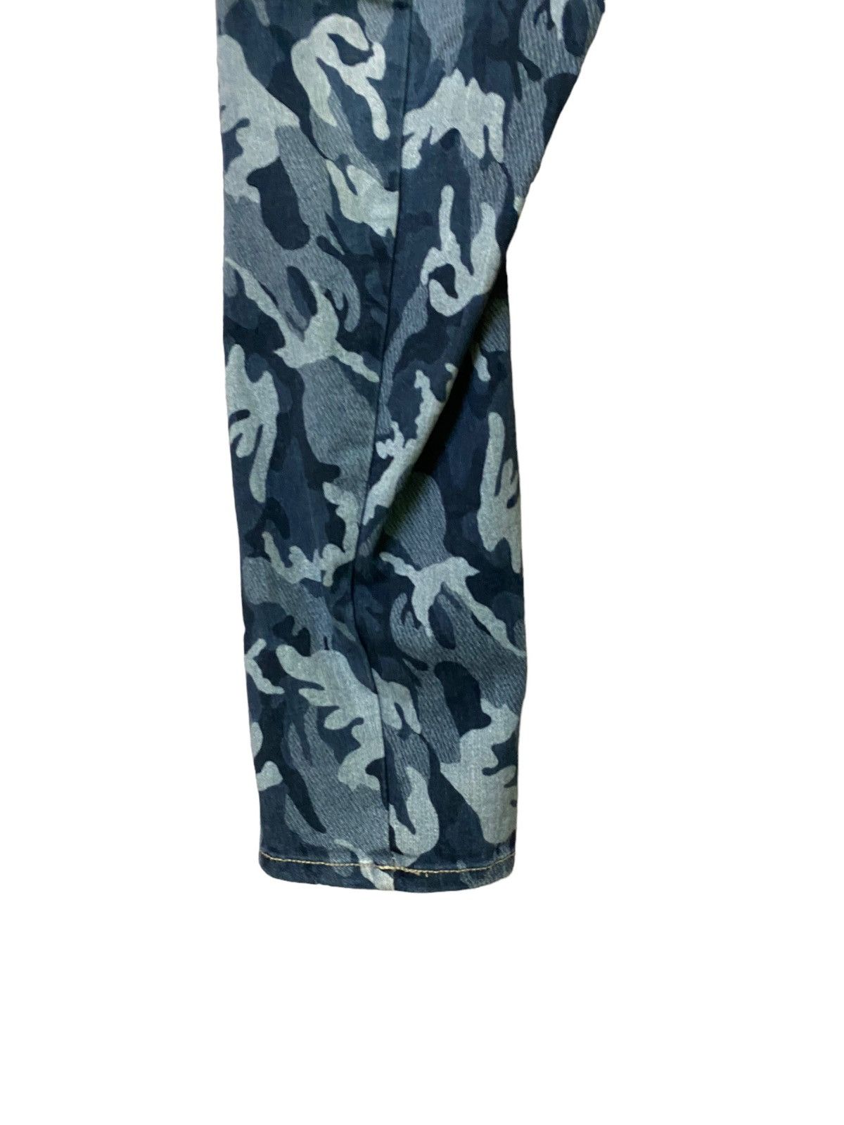 Japanese Brand Bit Blue Double Waist Camo style Baggy Denim Size US 32 / EU 48 - 8 Thumbnail
