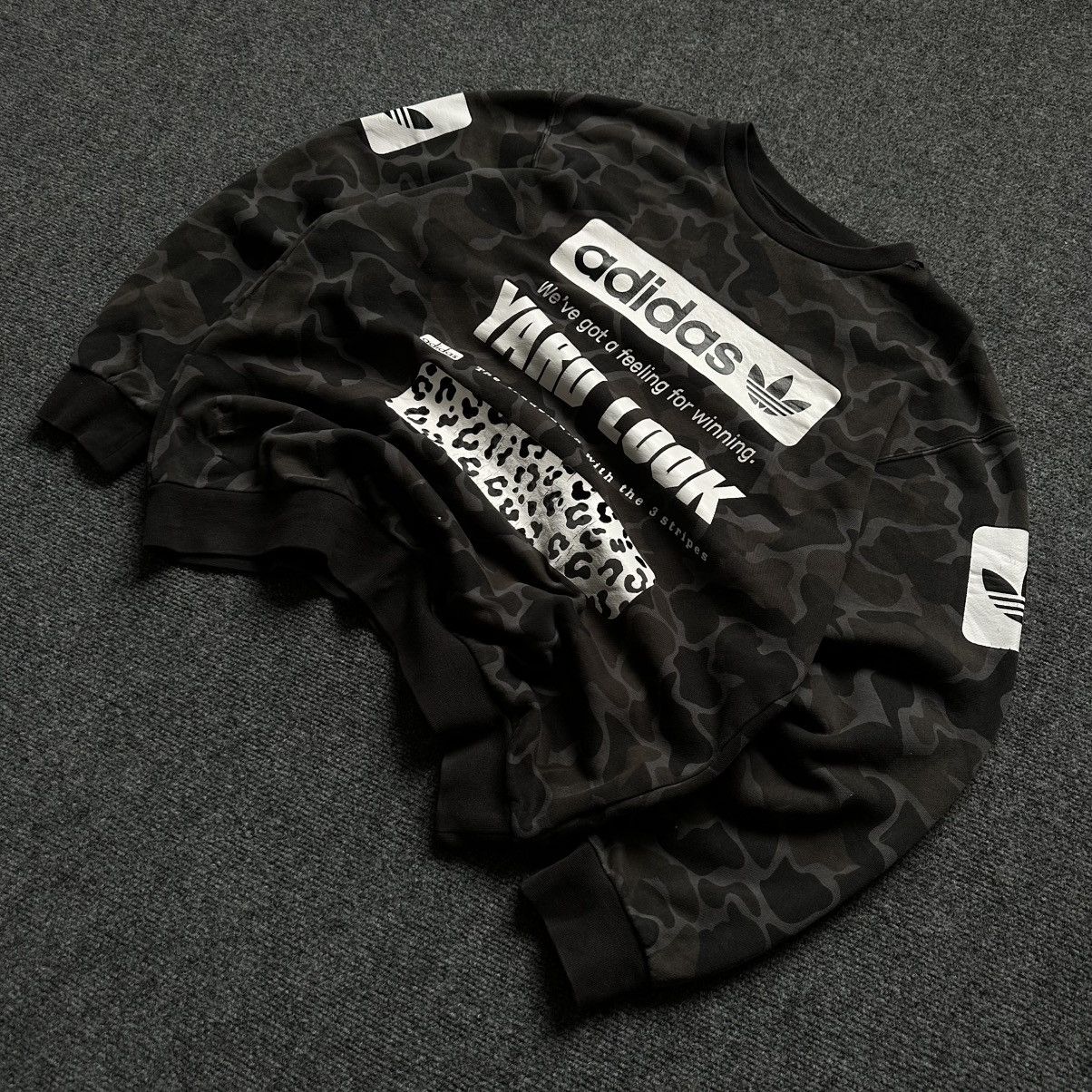 Adidas VTG Man Adidas Camo Sweatshirt Big Logo Size M Distressed Size US M / EU 48-50 / 2 - 1 Thumbnail
