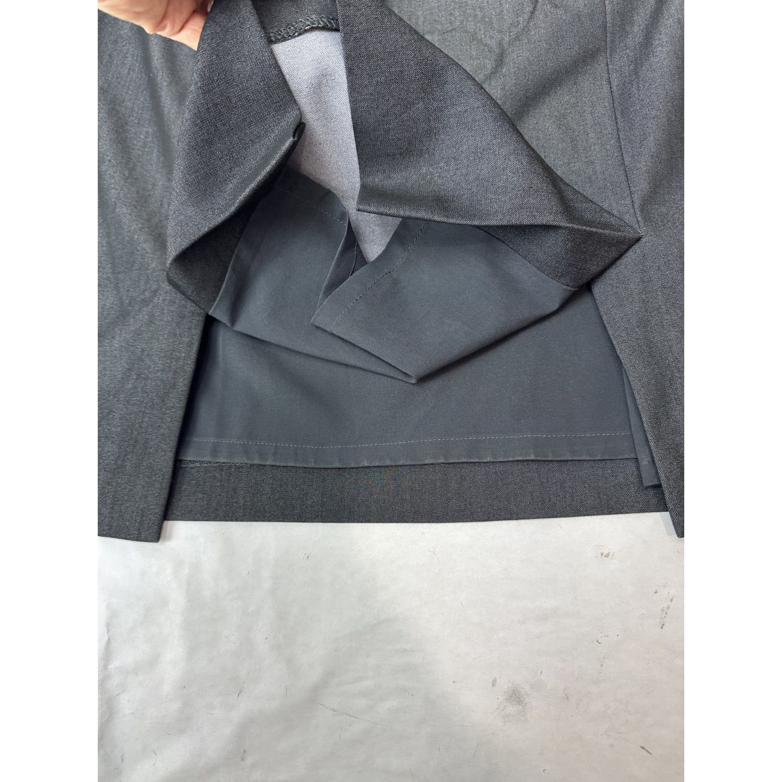 Elie Tahari Tahari Pencil Skirt Career Business Workwear Office Gray 16 Size 38" / US 16 / IT 52 - 8 Thumbnail