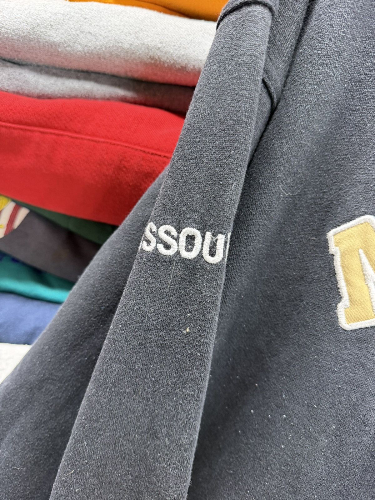 Lee Vintage 90s Mizzou Missouri Tigers Lee sports sweatshirt Size US XL / EU 56 / 4 - 4 Thumbnail