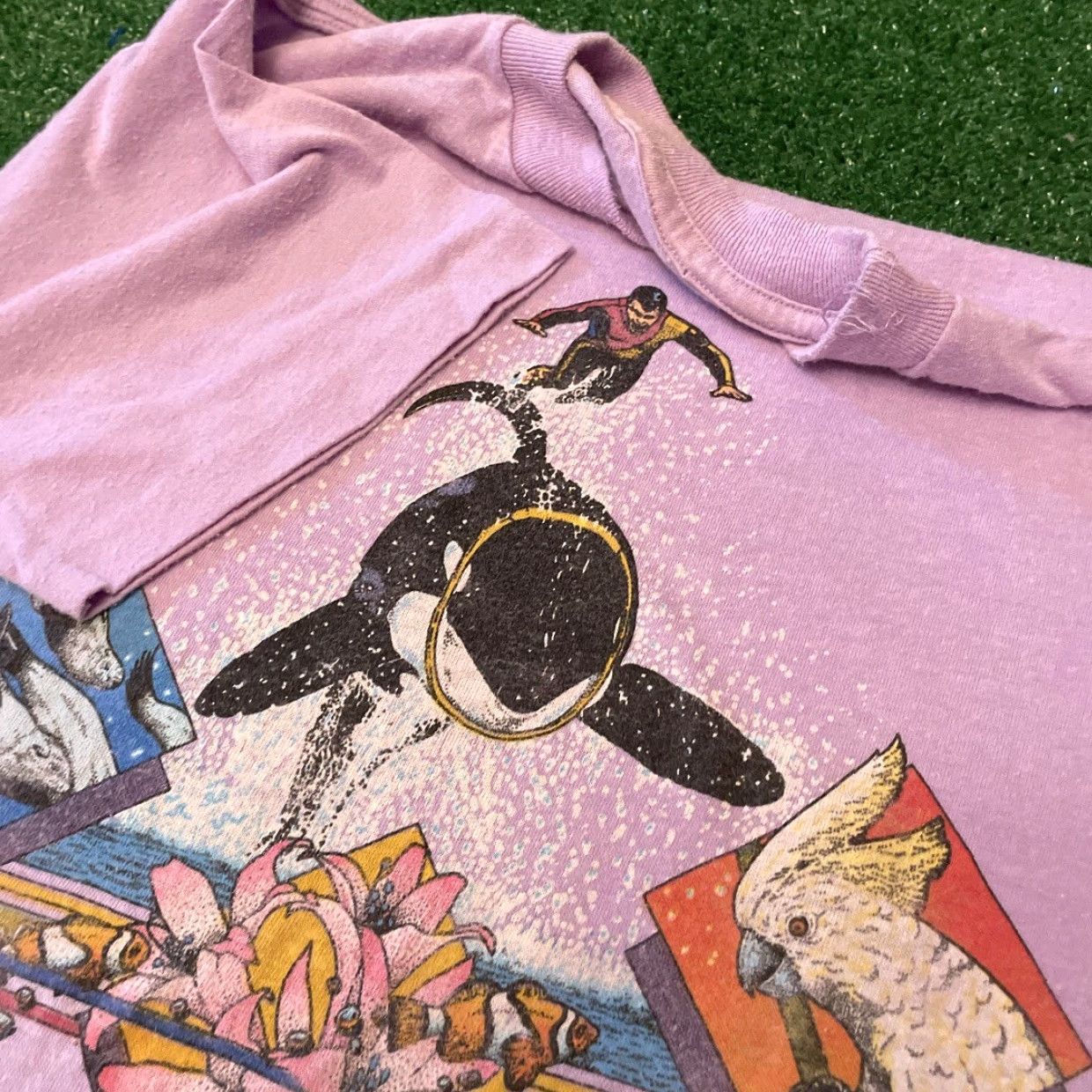 Vintage VINTAGE 80s Sea World Theme Park Shamu 1984 Shirt Mens Size M Purple Size US M / EU 48-50 / 2 - 3 Thumbnail