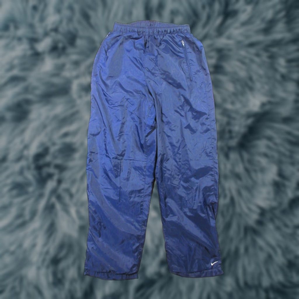 Nike VINTAGE Nike Track Pants Unisex Adults Small Navy Blue Nylon Softshell Lined Pockets Elastic Waist Drawstring Regular Fit Shoes? (No) Size US 29 - 1 Thumbnail