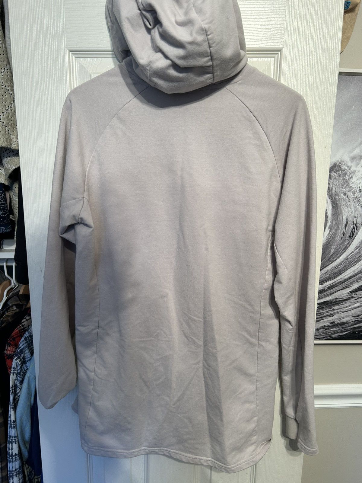 Gymshark Gymshark Crème Color Hoodie Size M Size US M / EU 48-50 / 2 - 4 Thumbnail