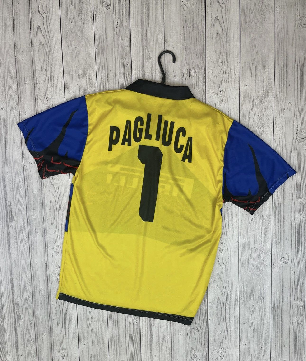 Vintage Vintage 1 Pagliuca Inter soccer tee rare size S yellow Size US S / EU 44-46 / 1 - 2 Thumbnail
