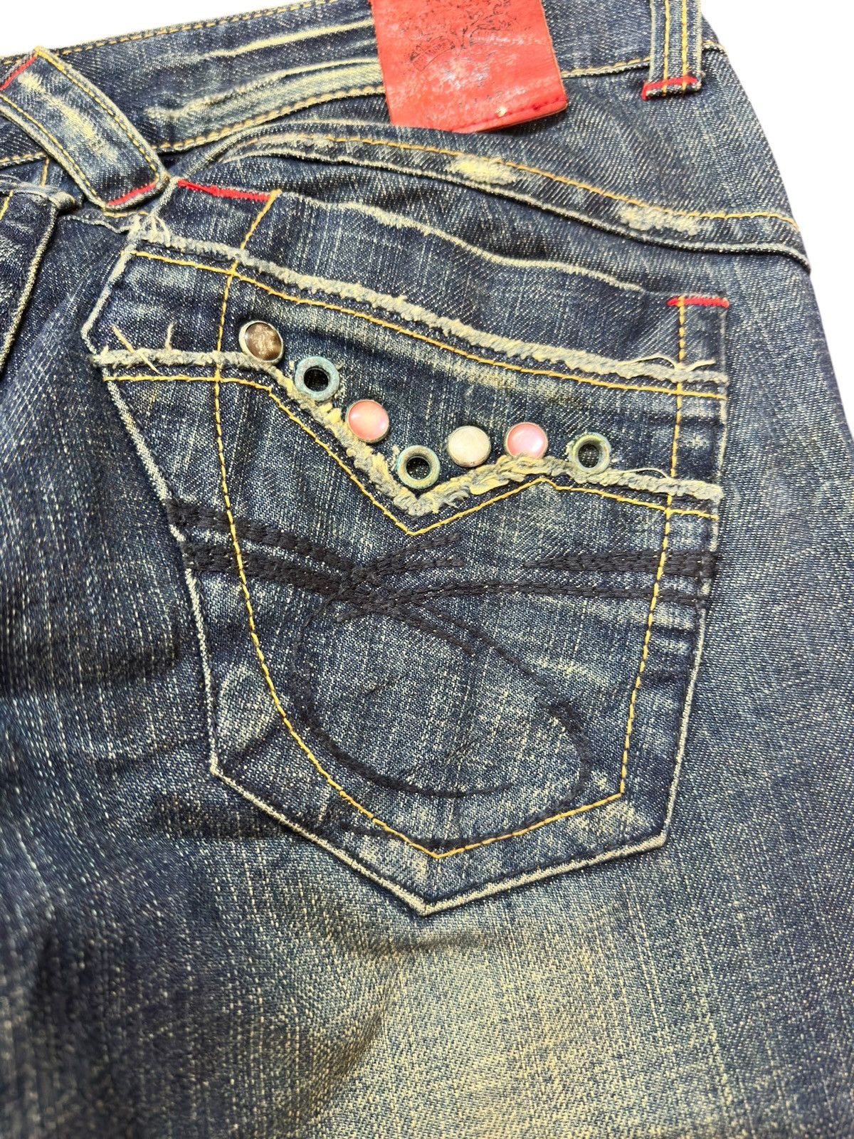 Ed Hardy Vintage Red Pepper Flare Mudwash Distressed Denim Size US 30 / EU 46 - 6 Thumbnail