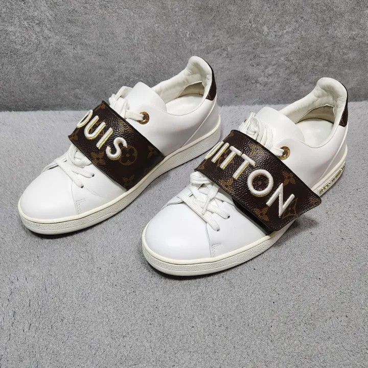 Louis Vuitton Louis Vuitton Frontrow Fashion Sneakers for Women 0079 Size US 6 / IT 36 - 1 Thumbnail