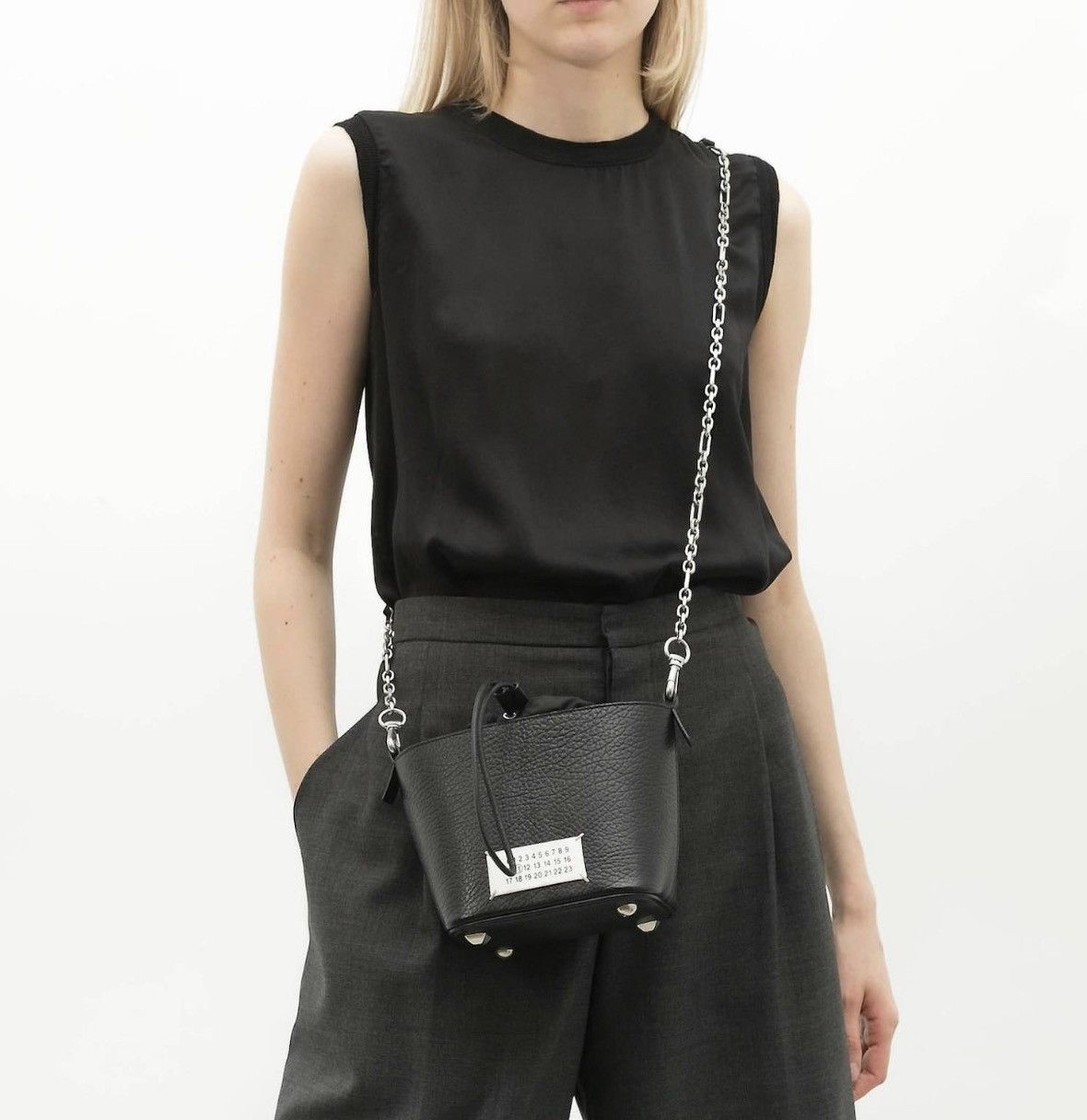 Maison Margiela Maison Margiela leather bucket bag with long silver chain Size ONE SIZE - 1 Thumbnail