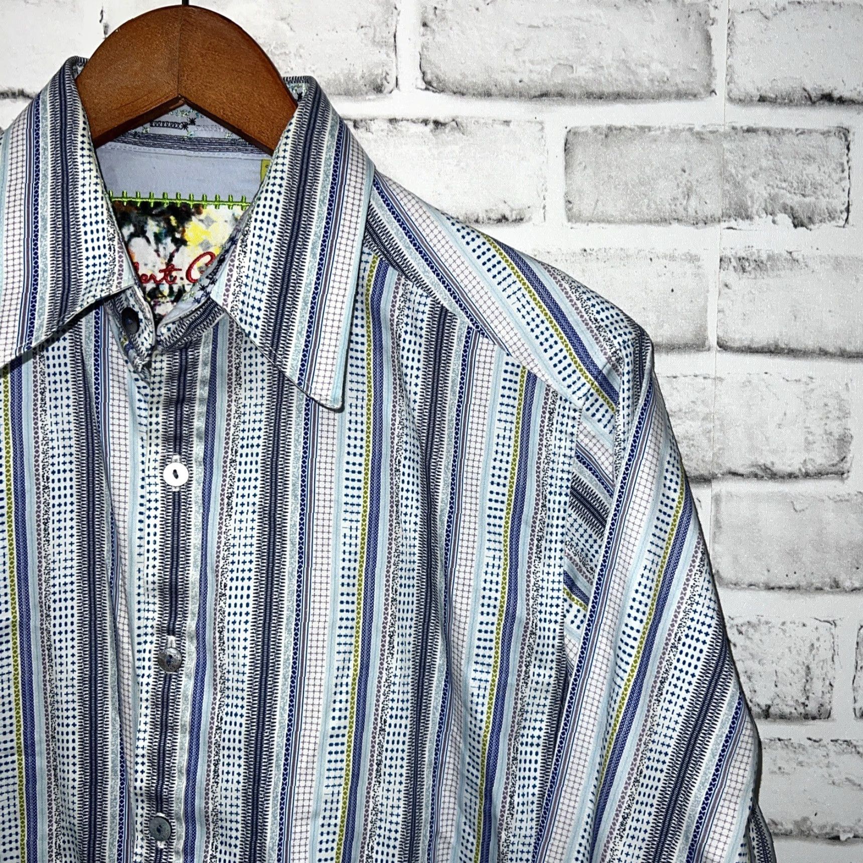 Robert Graham Robert Graham Blue Striped Button-Up Shirt Mens Size S Size US S / EU 44-46 / 1 - 3 Thumbnail