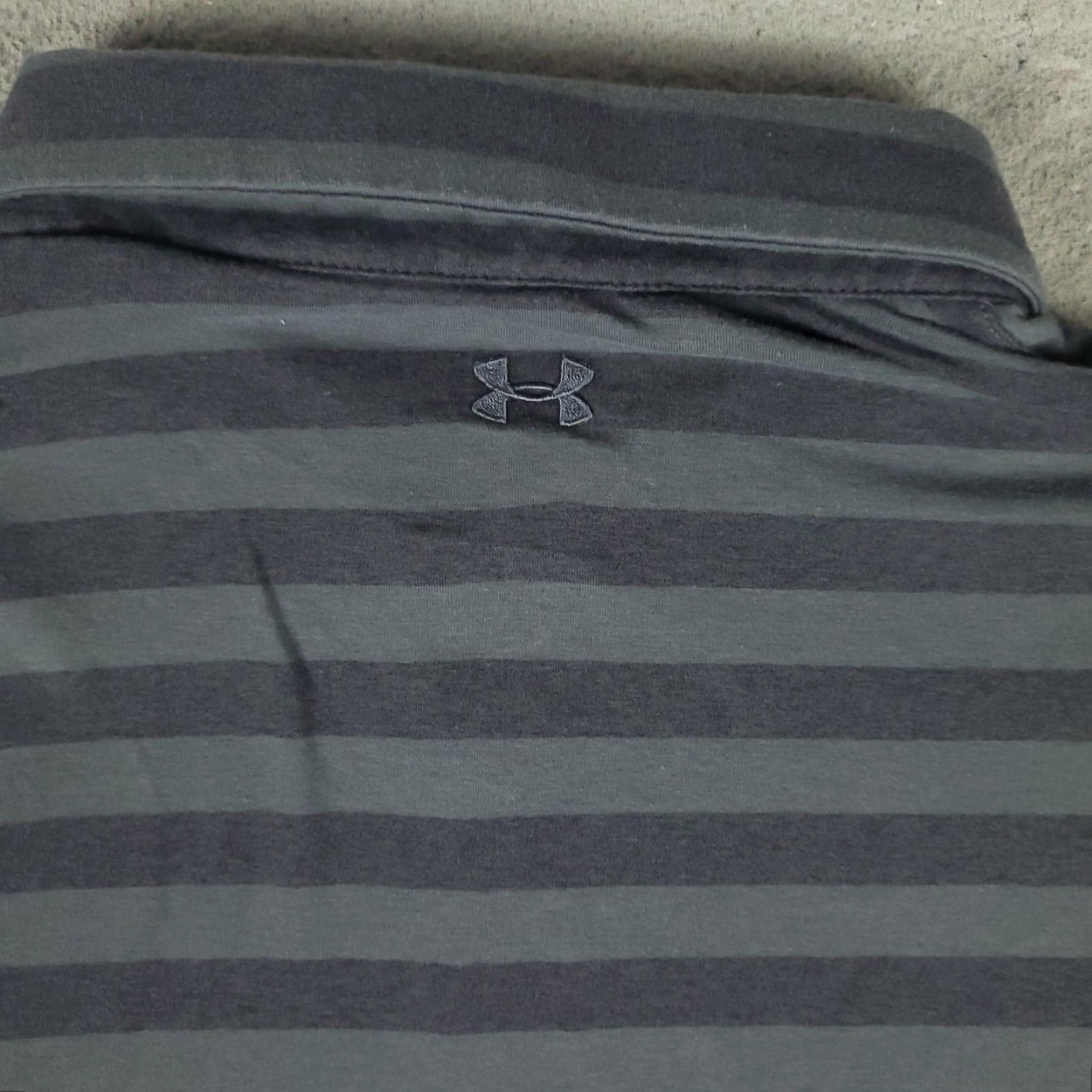 Under Armour Under Armour Polo Shirt Mens 2XL Gray Striped HeatGear Golf Performance Loose Size US XXL / EU 58 / 5 - 3 Thumbnail