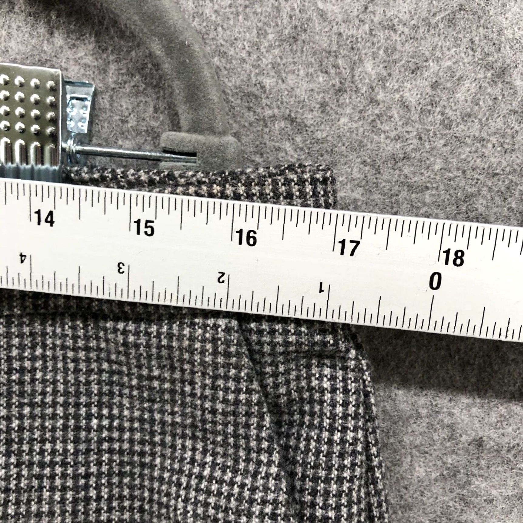 Vintage MNG Wool Blend Plaid High Rise Straight Dress Pants Womens Size 10 Gray Size 32" / US 10 / IT 46 - 6 Thumbnail