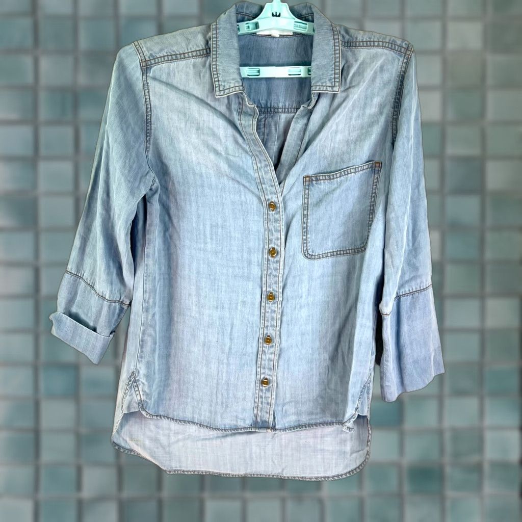 Bell Bella Dahl Denim Blouse 3/4 Sleeve Womens S Blue - Casual Workwear Shirt, Lyocell Denim, Button Front, Pockets, Classic Style Women’s Size S Size S / US 4 / IT 40 - 1 Thumbnail