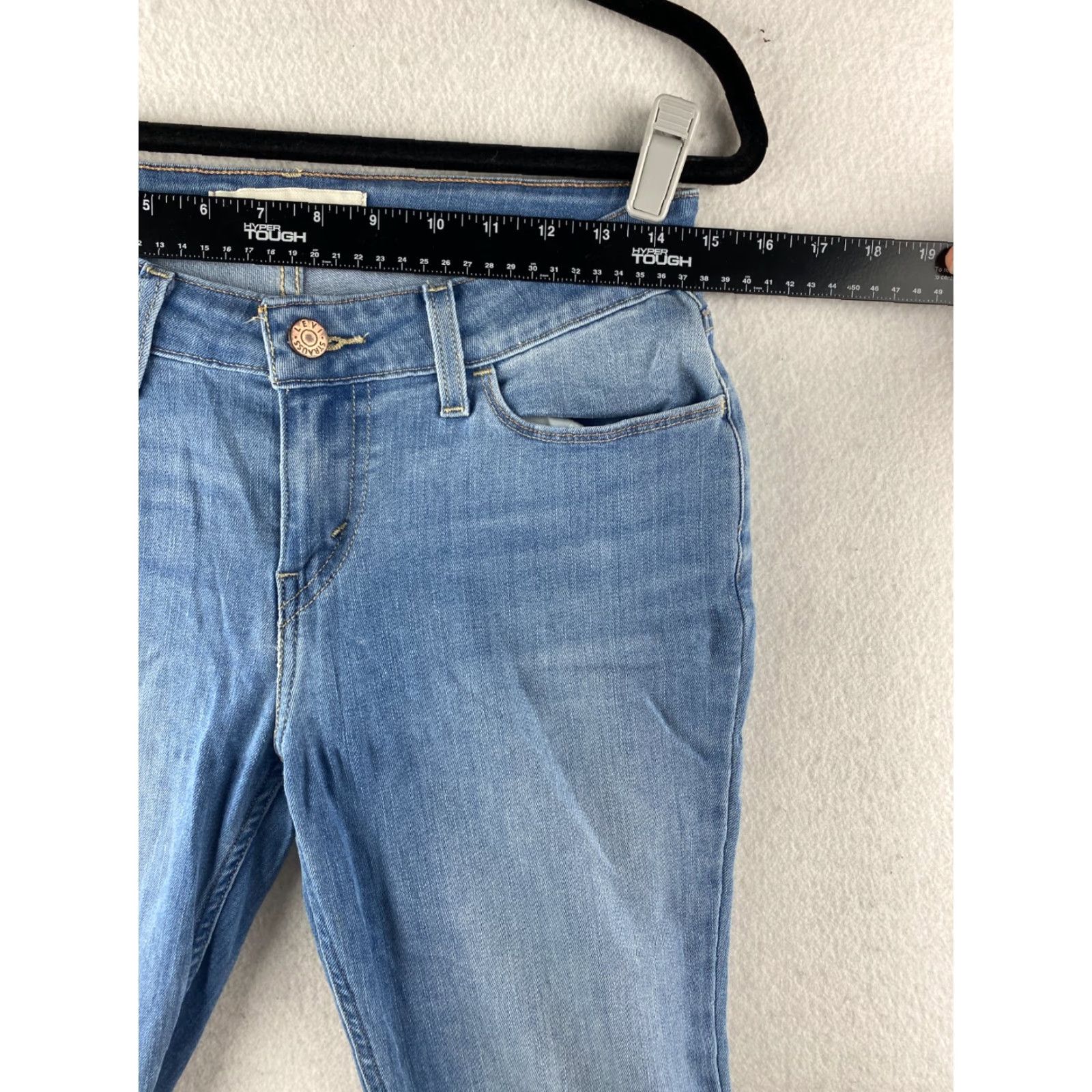 Levi's Levi's Jeans Legging 28 Blue Ankle Tapper Distressed Denim 28x30 Womens Regular Mid Rise 5-Pocket Denim Jeans Size 28" / US 6 / IT 42 - 4 Thumbnail