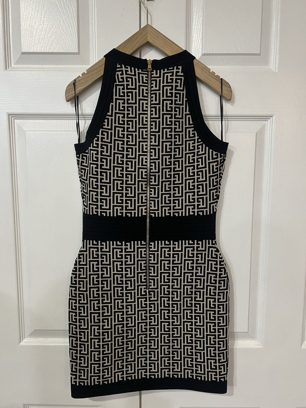 Balmain Balmain Sleeveless Monogram Knit Dress Size M / US 6-8 / IT 42-44 - 3 Thumbnail