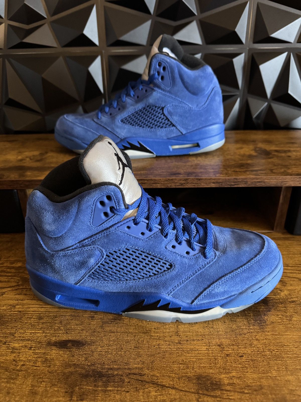 Jordan Brand Jordan 5 Blue Suede Size 10.5 Mens Size US 10.5 / EU 43-44 - 1 Thumbnail