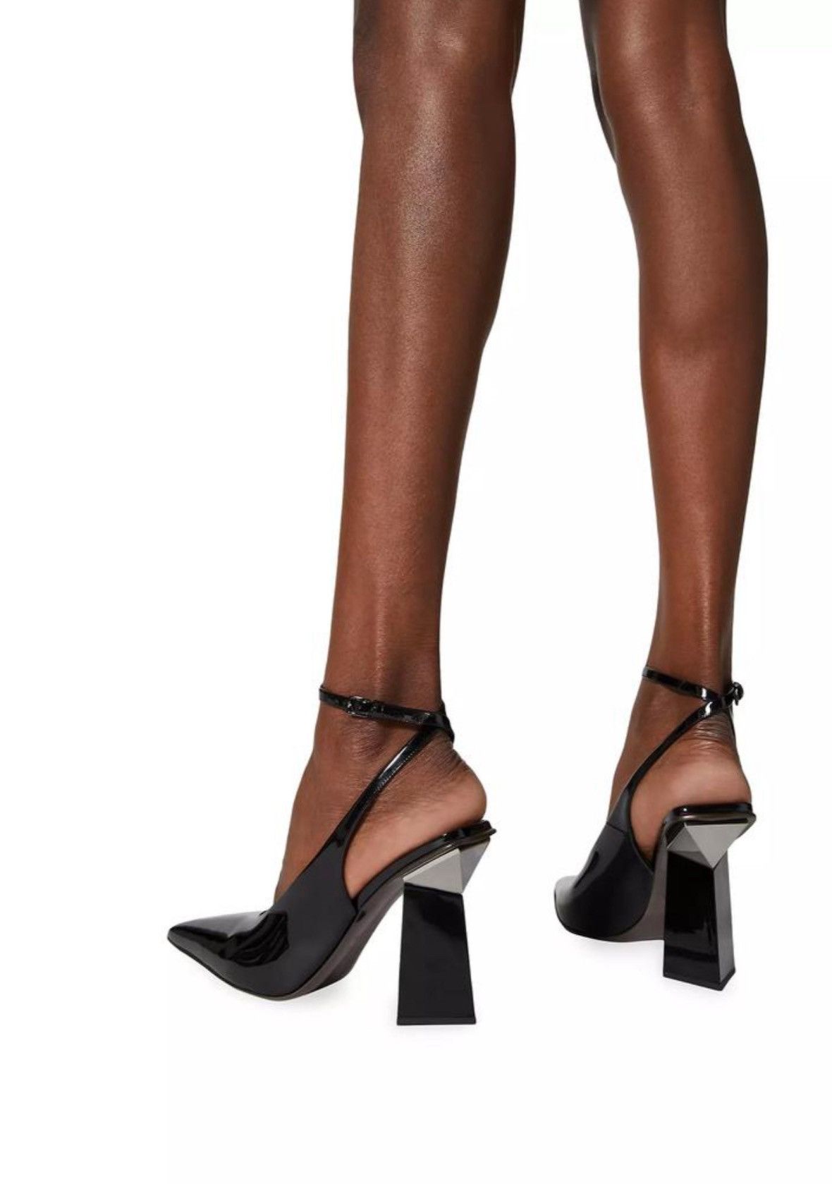 Valentino Valentino Garavani One Stud Patent Leather Pumps size 37 Size US 7 / IT 37 - 2 Thumbnail