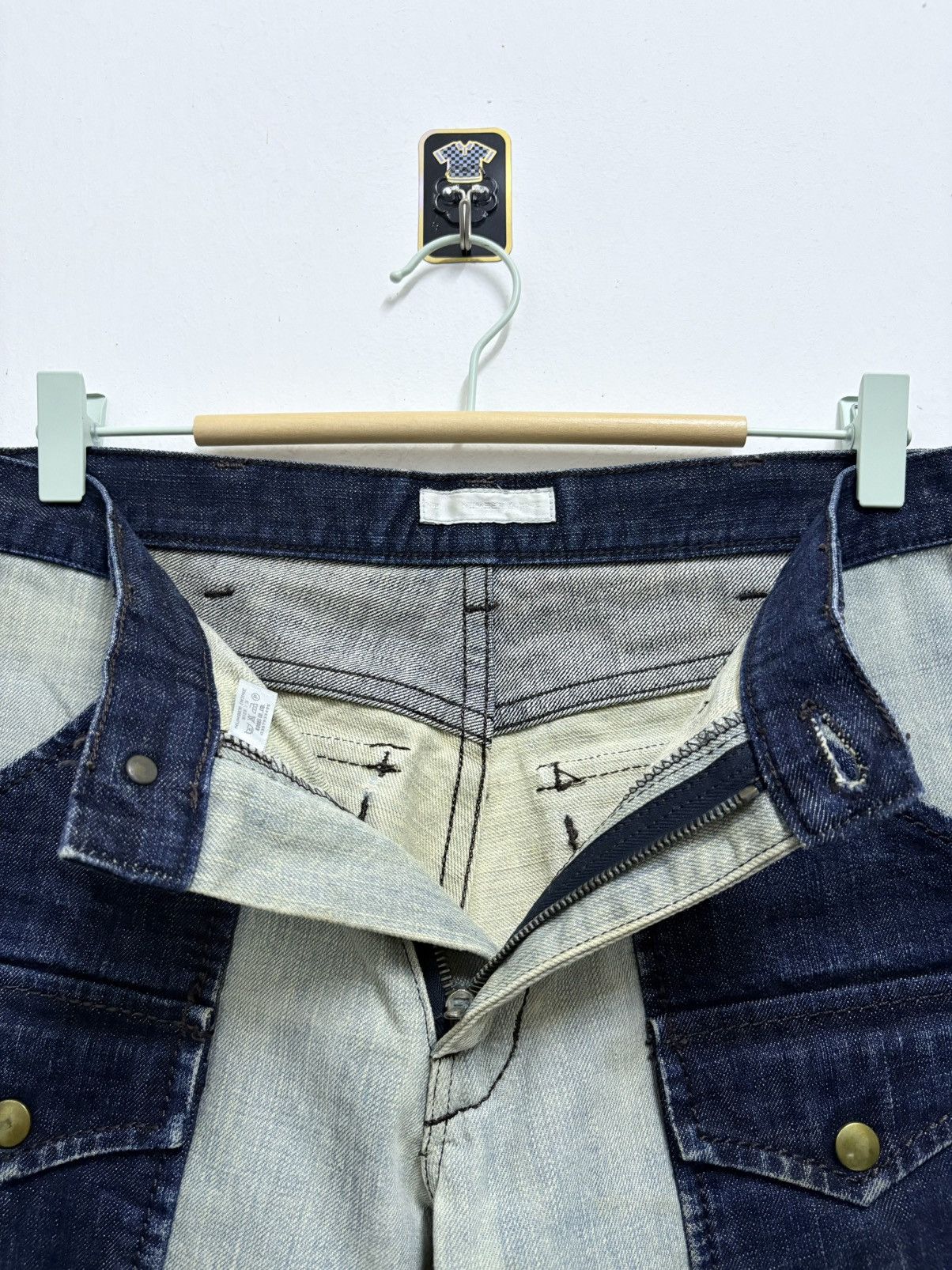 Number (N)ine 2000’s Number (N)ine Multi Pocket Distress Denim Jeans Size US 30 / EU 46 - 15 Thumbnail