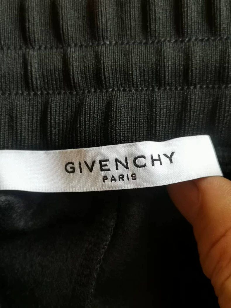 Givenchy Givenchy Side Logo Striped Classic Short Pants 2506-Nextar Size US 29 - 4 Thumbnail