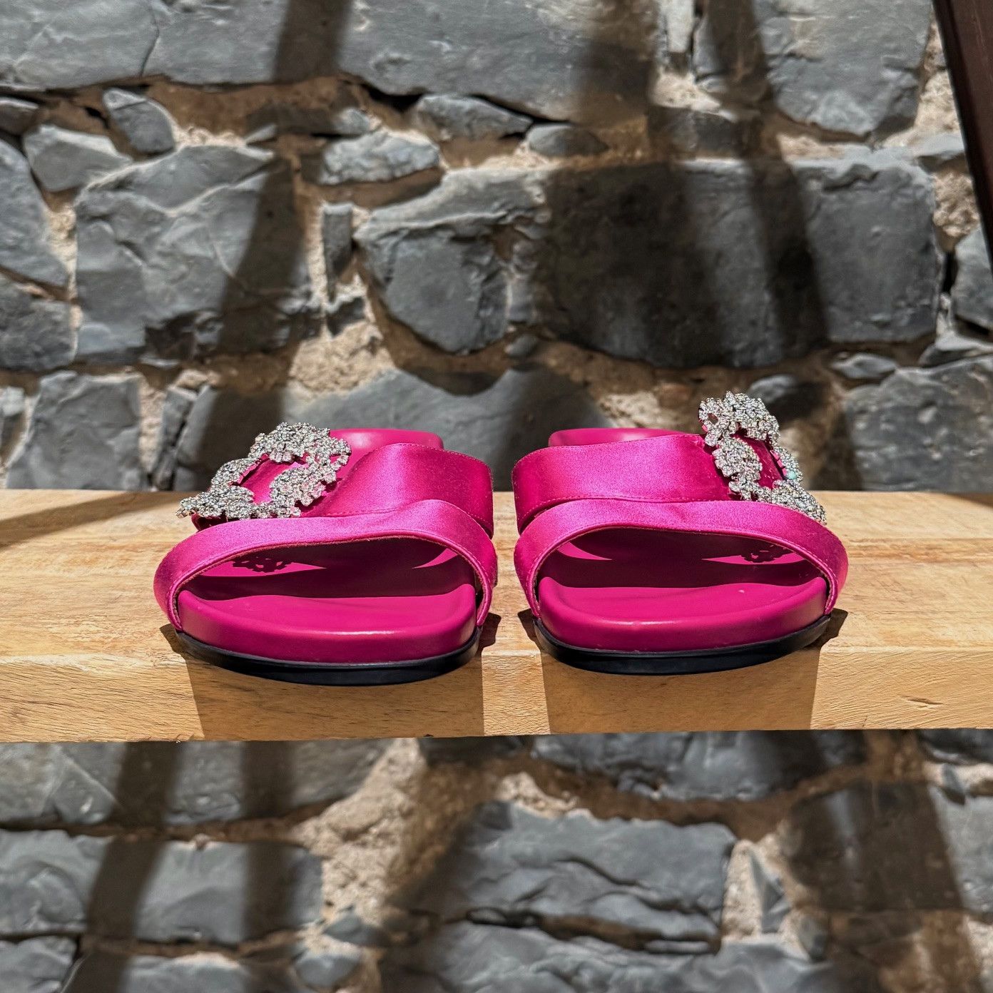 Manolo Blahnik Manolo Blahnik Chilanghi Satin 10mm Flat Sandals Size US 7.5 / IT 37.5 - 2 Thumbnail