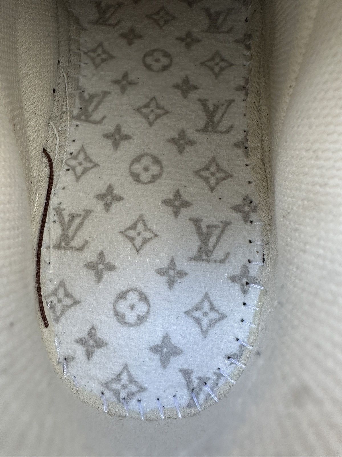 Louis Vuitton Louis Vuitton Nike Air Force 1 Low Gold Size US 6 / EU 39 - 11 Thumbnail