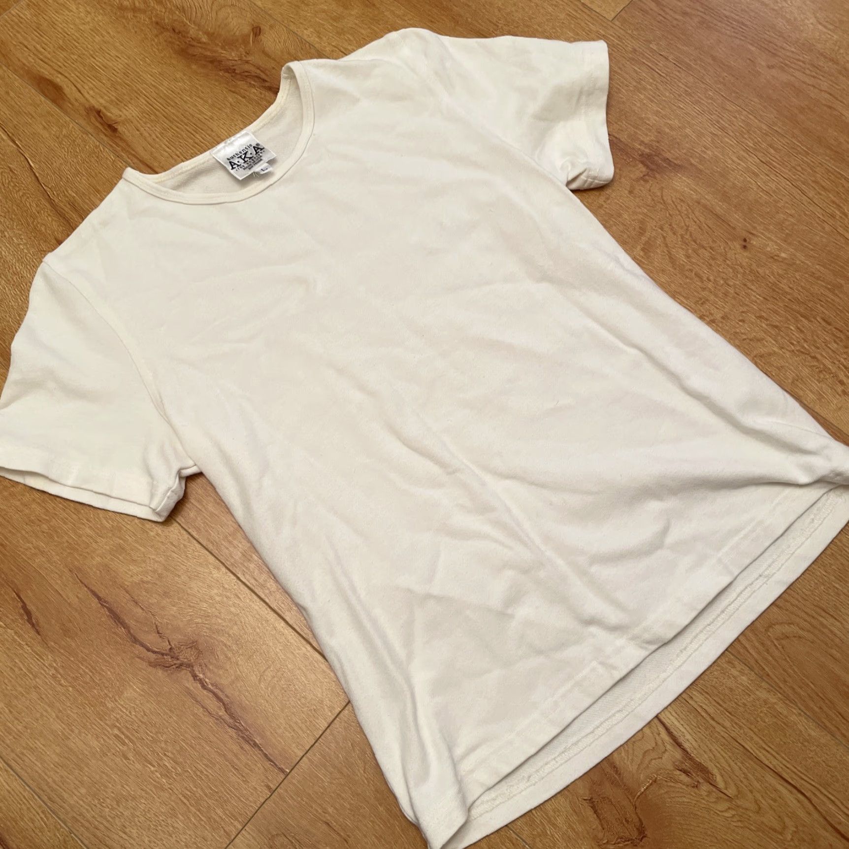 Vintage VINTAGE Authentic AKA Womens Top L Cotton Knit Short Sleeve Cream Boho T-Shirt Size L / US 10 / IT 46 - 3 Thumbnail