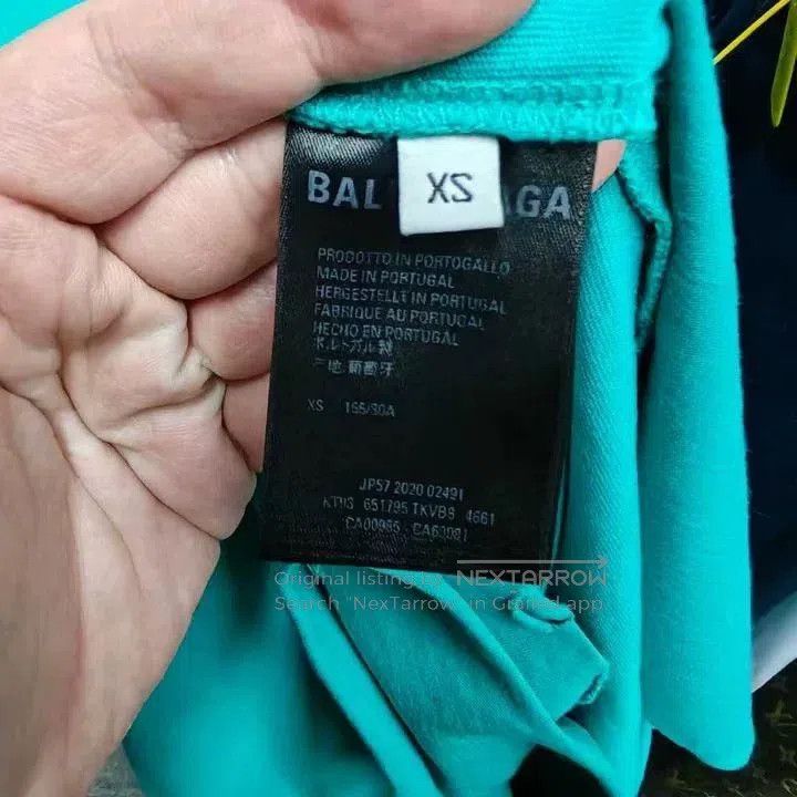 Balenciaga Balenciaga Distressed Logo Short Sleeve Tee. Size US XS / EU 42 / 0 - 4 Thumbnail