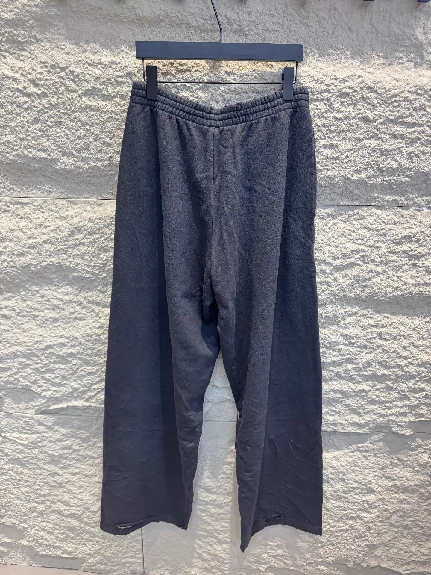 Balenciaga Balenciaga Planet Earth Print Black Loose Pants XS Size US 27 - 4 Thumbnail