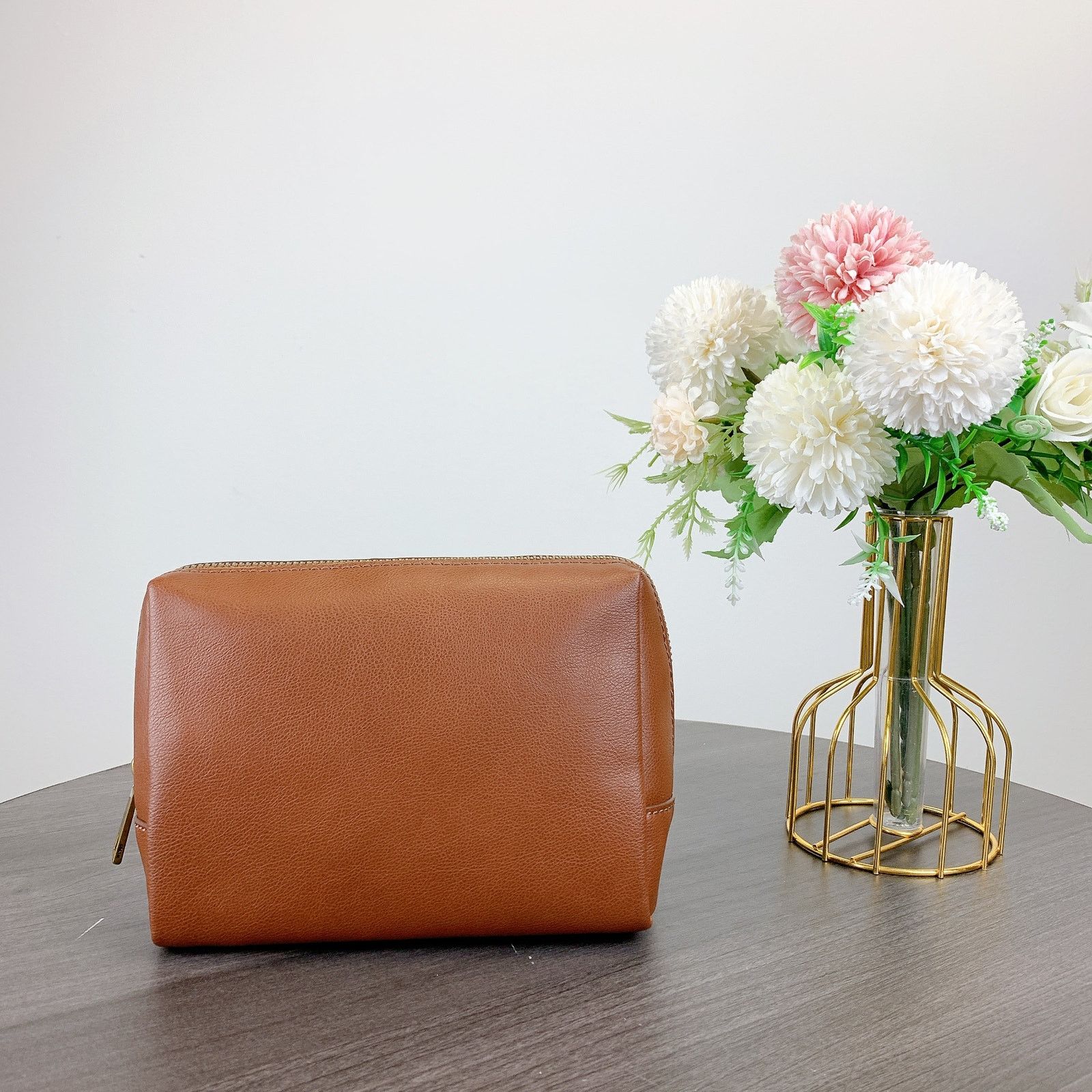 Fossil Fossil SWL2884210 Sofia Cosmetic Case IN Medium Brown Size ONE SIZE - 4 Thumbnail