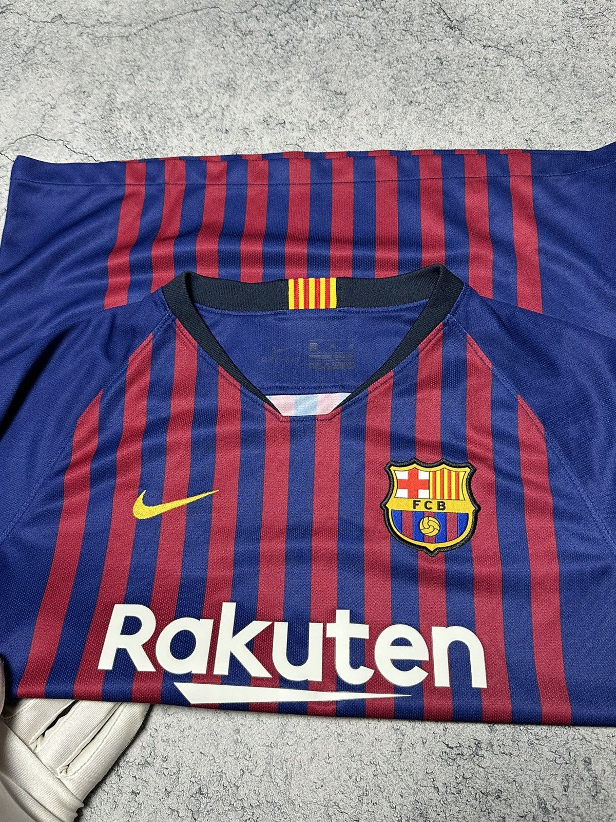 Nike Nike Fc Barcelona Messi #10 Jersey Junior XL Size US XS / EU 42 / 0 - 6 Thumbnail