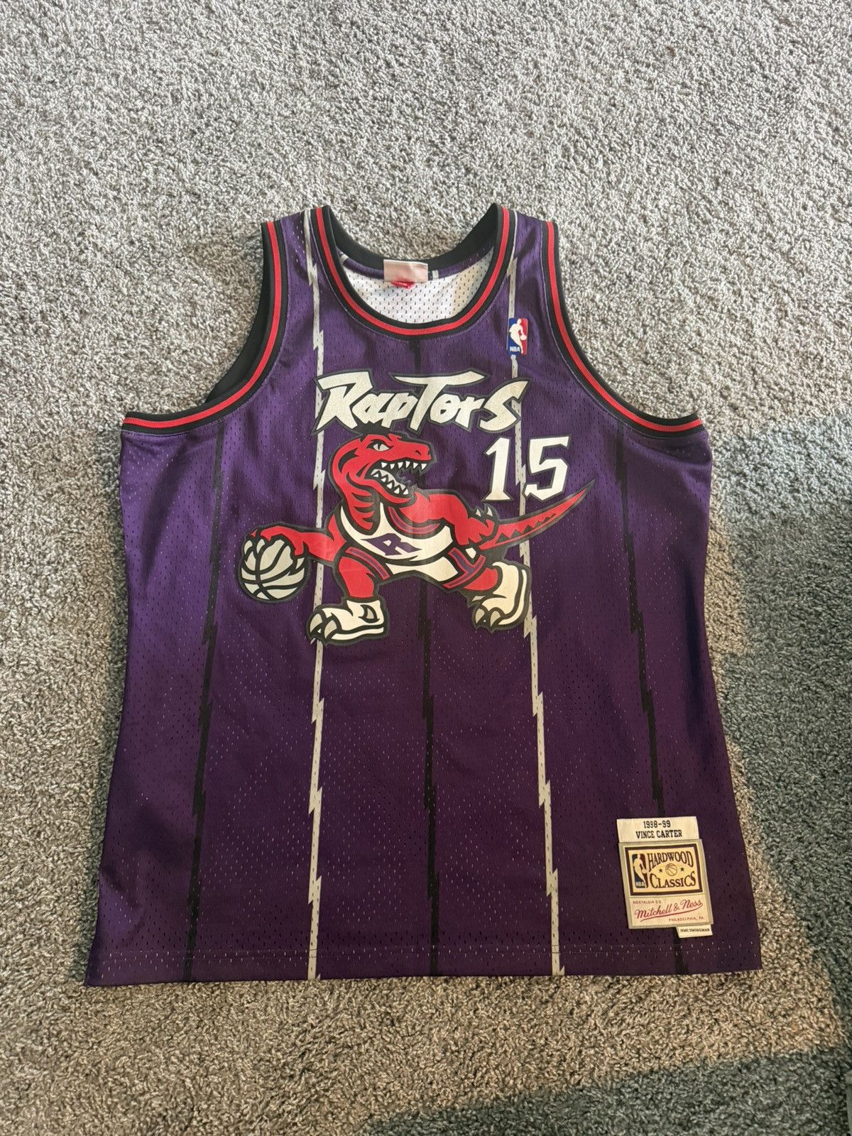 NBA AUTHENTIC VINTAGE RAPTORS VINCE CARTER JERSEY Size US XL / EU 56 / 4 - 2 Thumbnail