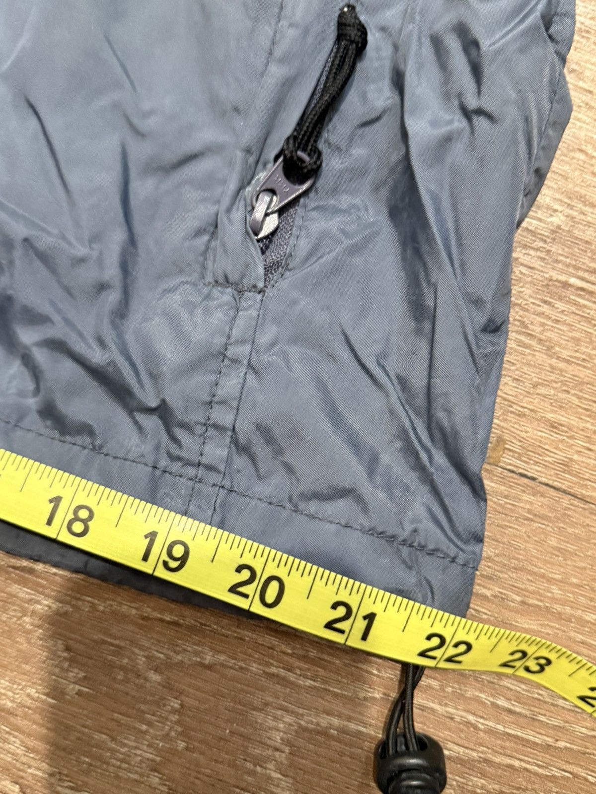 Columbia ***FINAL DROP***RARE 1997 COLUMBIA PACKABLE RAIN JACKET M/L Size US L / EU 52-54 / 3 - 8 Thumbnail