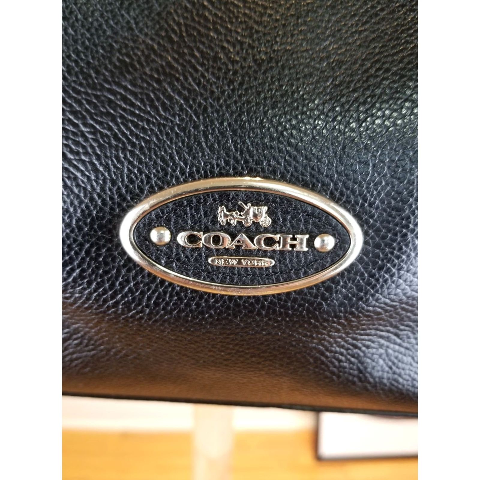 Coach VINTAGE Y2K COACH BLACK LEATHER SHOULDER HANDBAG CROSS BAG Size ONE SIZE - 2 Thumbnail