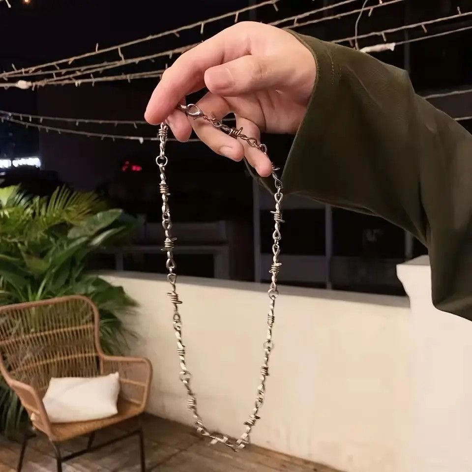 Jewelry Barb Wire Chain Necklace Size ONE SIZE - 2 Thumbnail