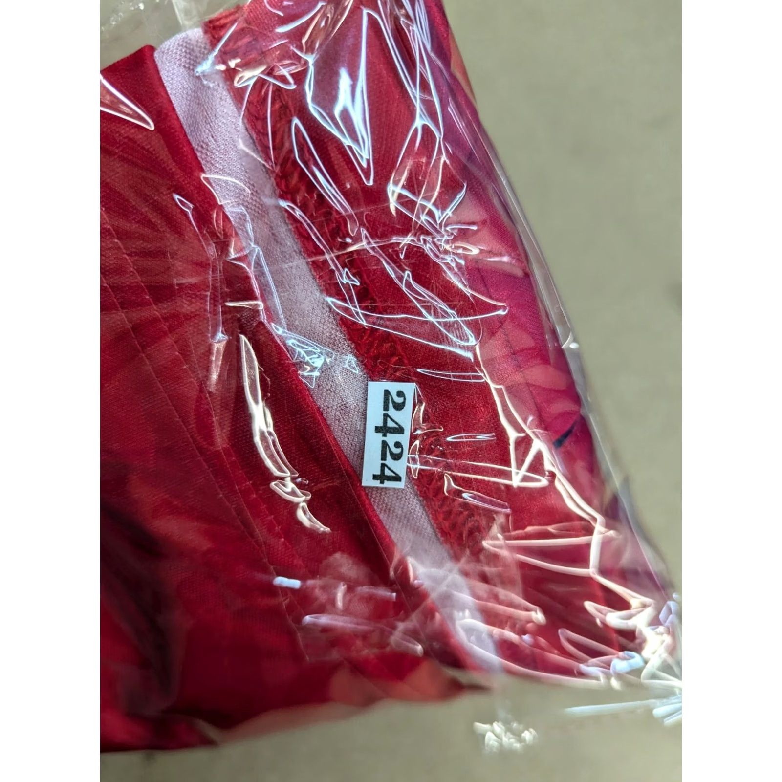 Hummel Hummel Denmark 1992 1994 Home #9 Povlsen Football Jersey Medium Red Short Sleeve Pullover T-Shirt Mens Athletic Jersey Vintage: No Size US M / EU 48-50 / 2 - 2 Thumbnail