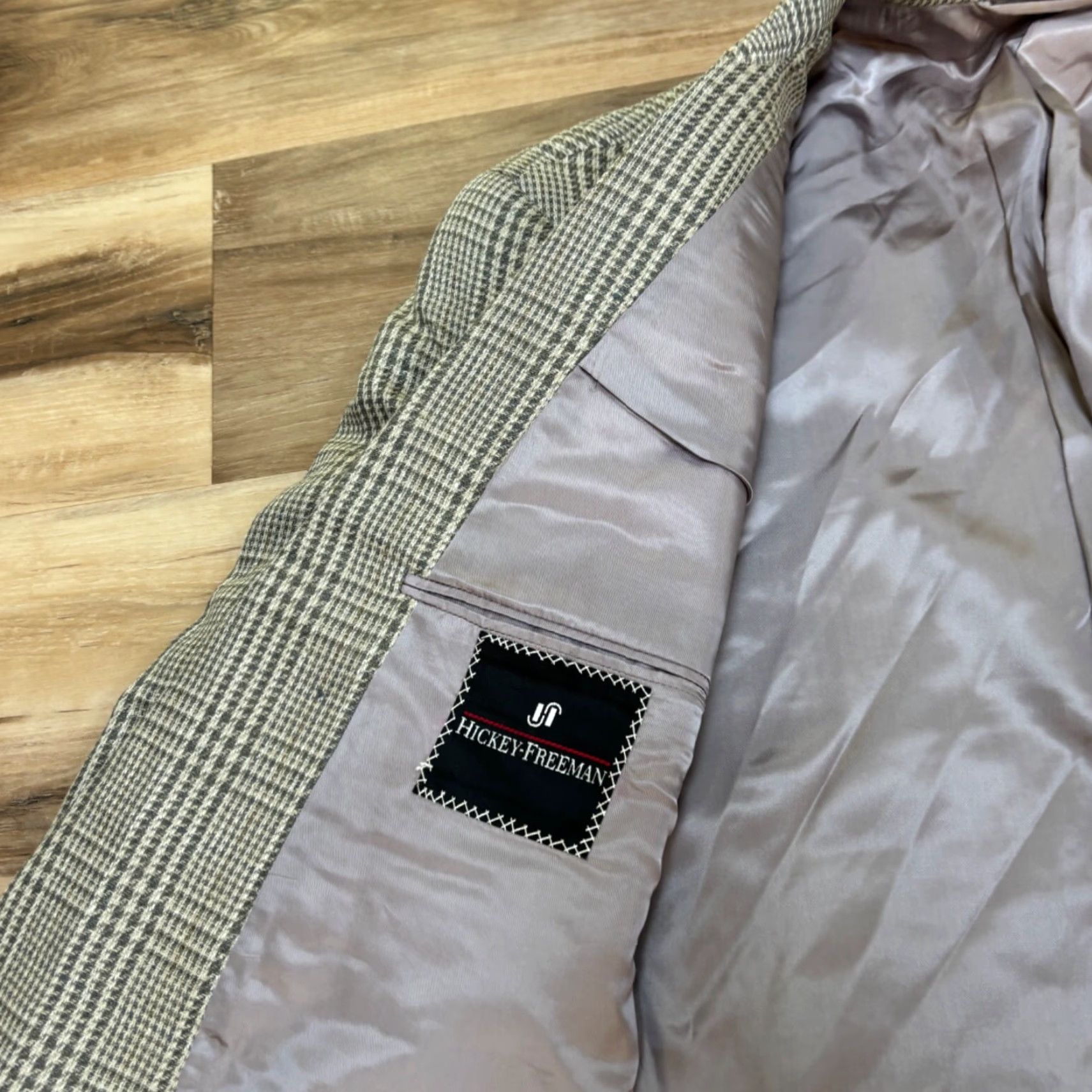 Vintage Hickey Freeman Blazer Mens 44L Plaid Silk Jacket 2 Button Notch Lapel Long Single-Breasted Green Mens Regular Suits Size 44R - 3 Thumbnail