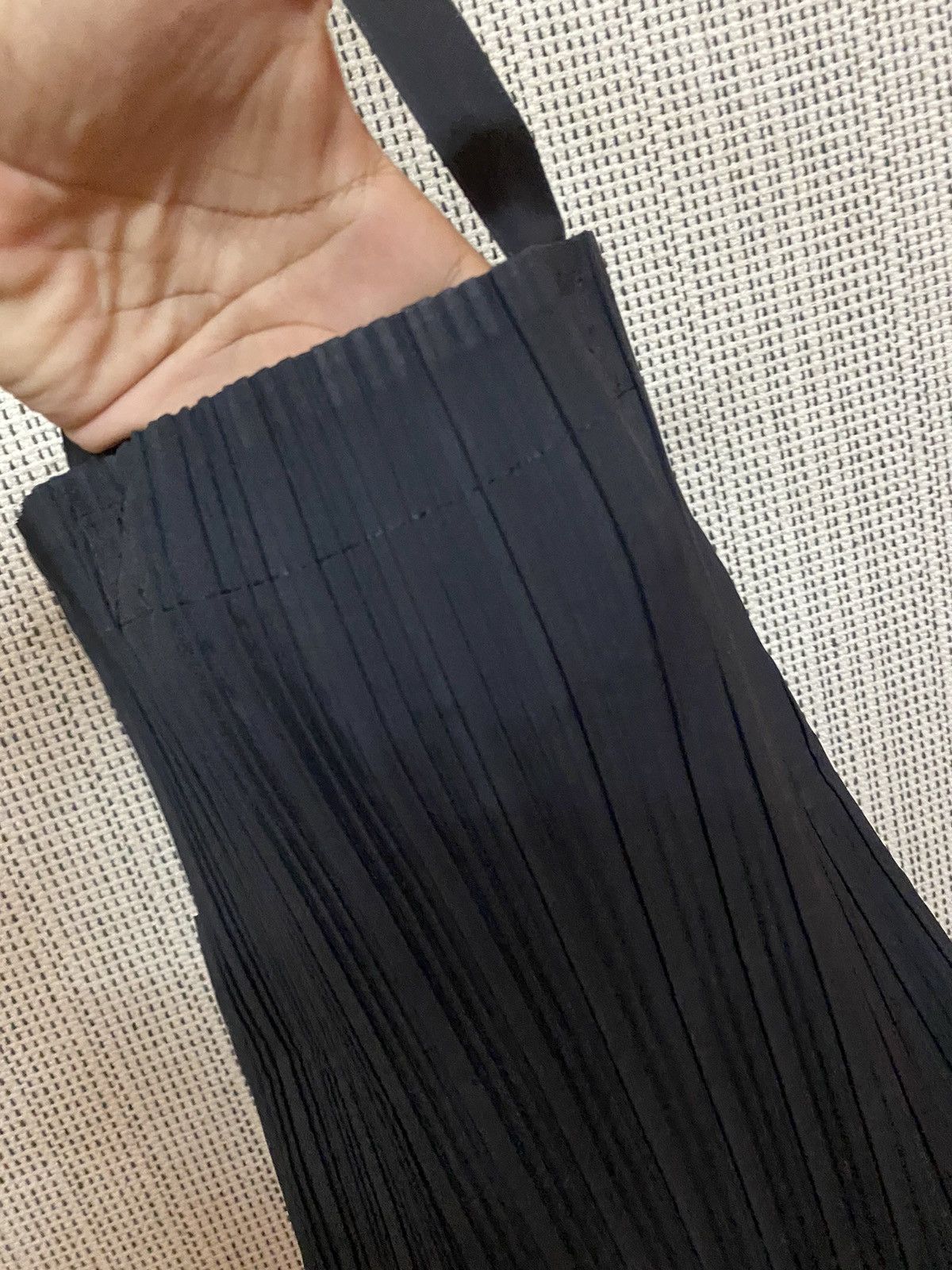Issey Miyake 🔥HOMME PLISSE ISSEY MIYAKE TOTEBAG BLACK 🔥 Size ONE SIZE - 4 Thumbnail