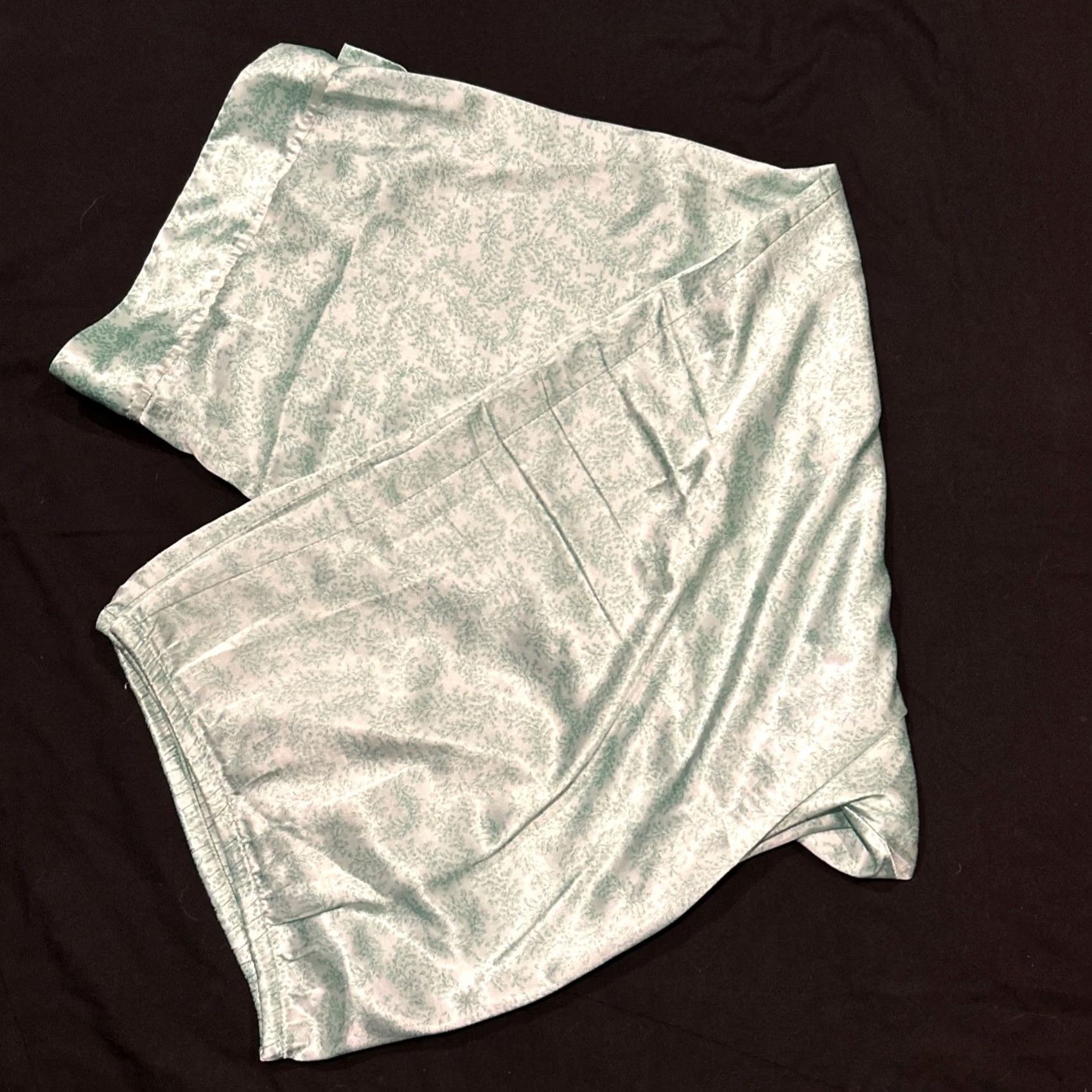 Vintage Secret Treasures Capri Womens XL Green pajamas Satin Light Women Plants Button B30 Size ONE SIZE - 2 Thumbnail