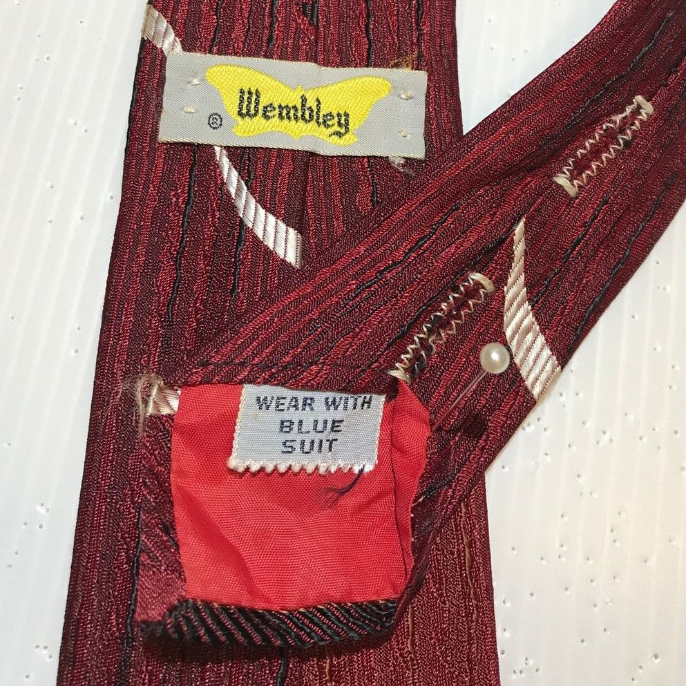 Other Wembley Red Striped Short Skinny Men Necktie Size ONE SIZE - 5 Thumbnail