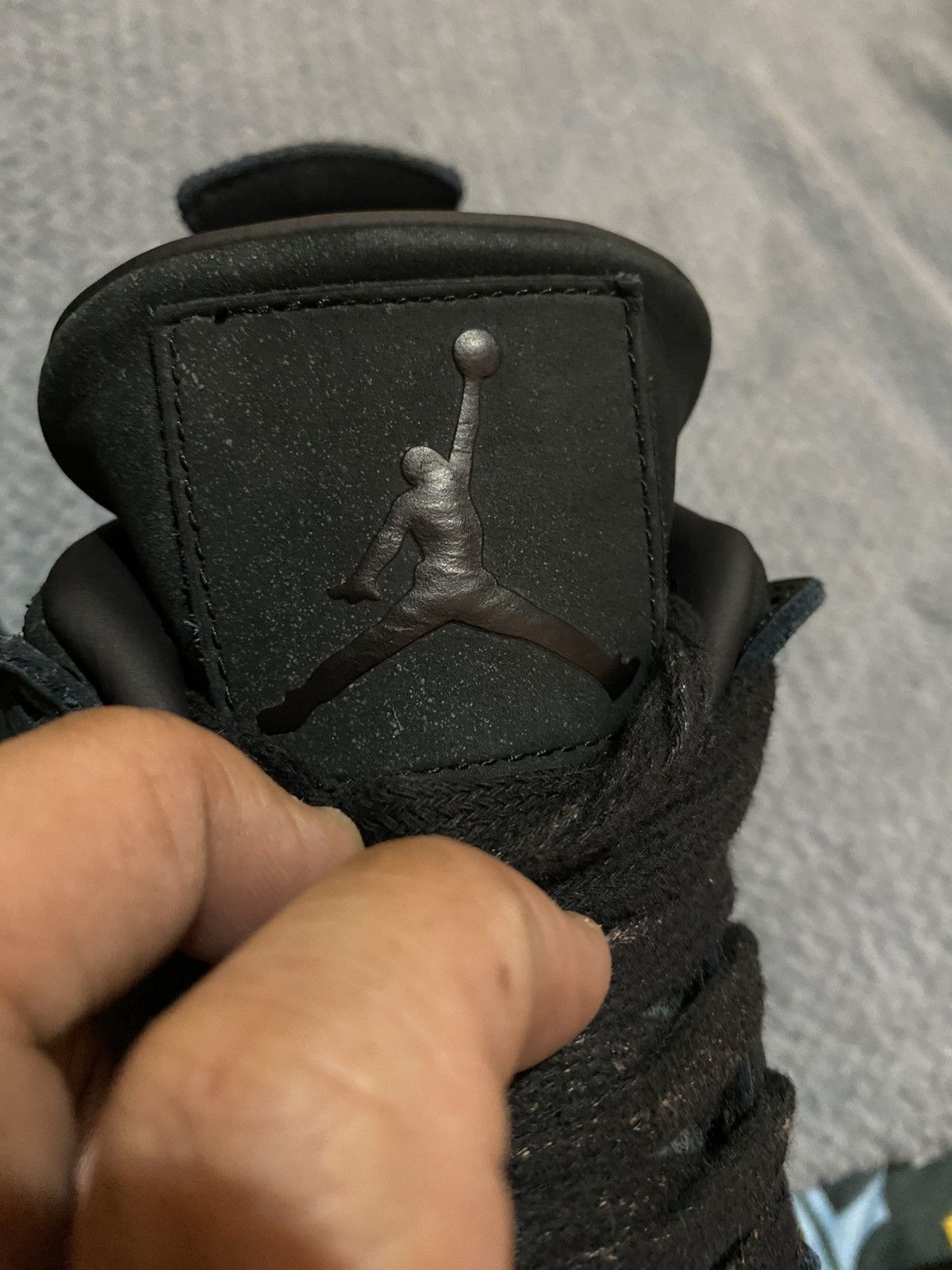 Jordan Brand × Kaws Nike Air Jordan 4 x Kaws "Black" Size US 7 / EU 40 - 6 Thumbnail