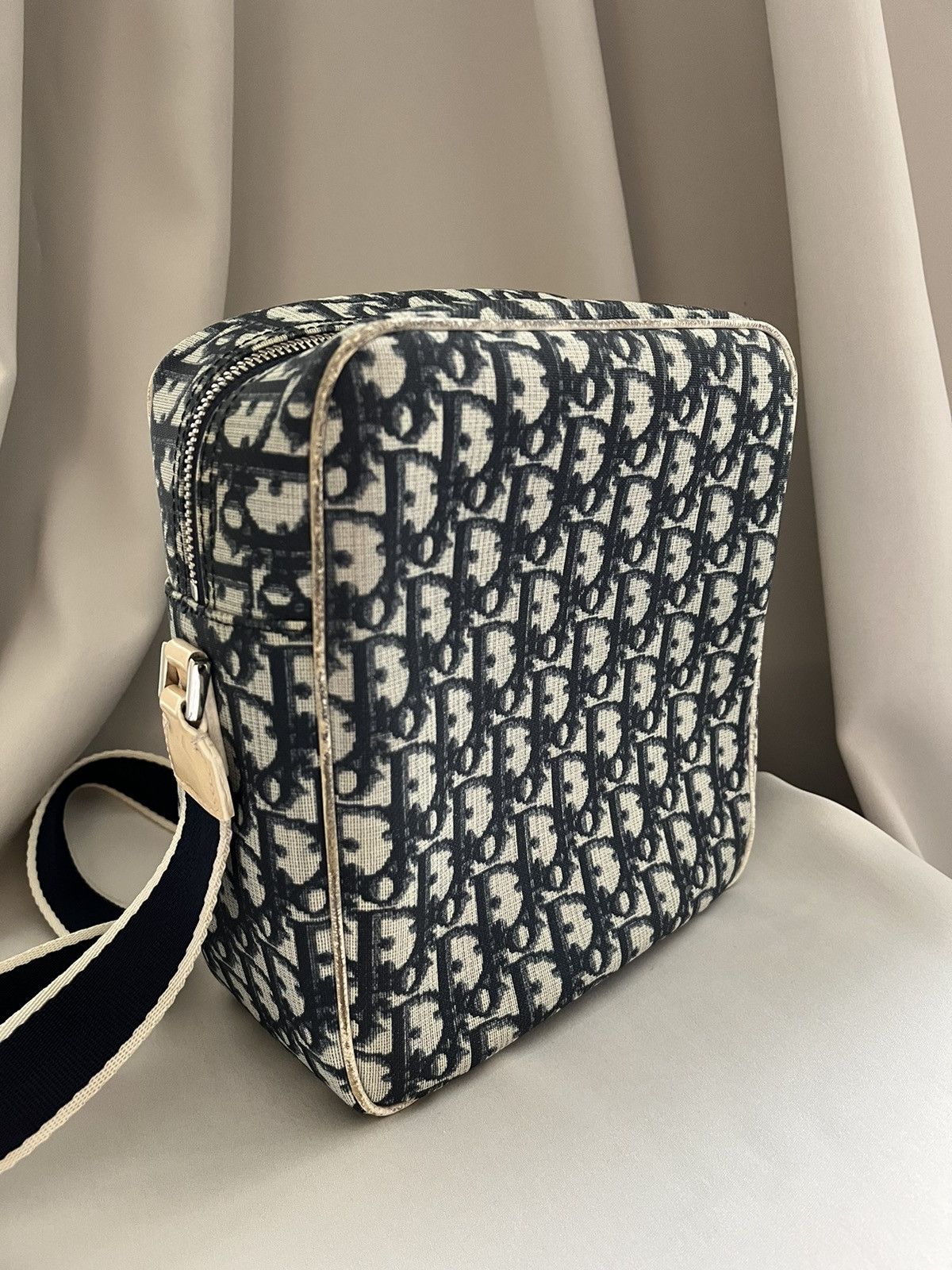 Dior Christian Dior Vintage Trotter Shoulder Bag Size ONE SIZE - 3 Thumbnail
