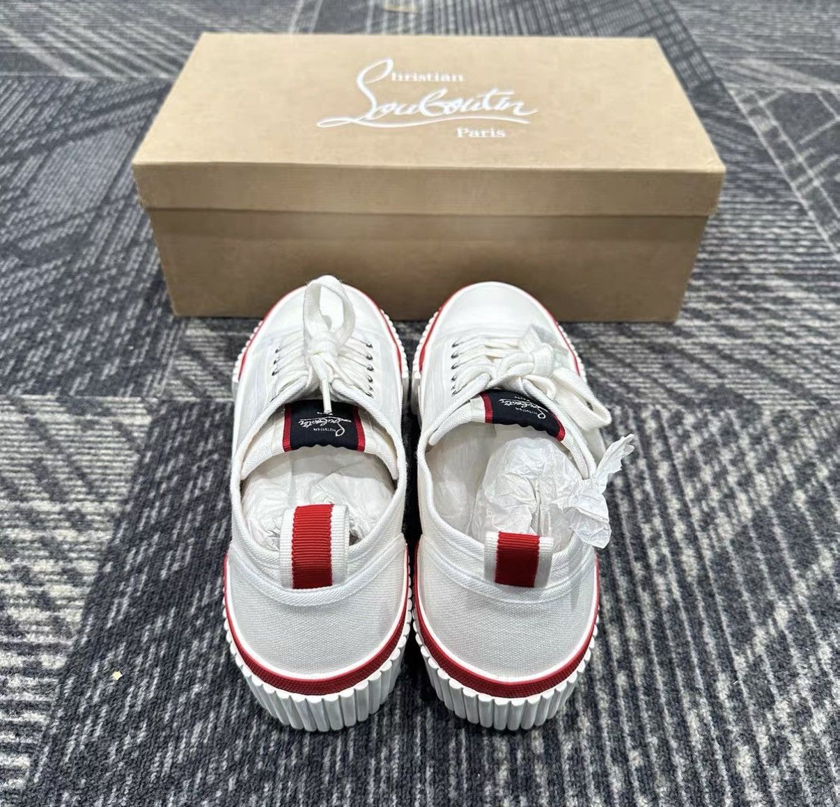Christian Louboutin Christian Louboutin White Platform Canvas Sneakers J42 Size US 7 / EU 40 - 3 Thumbnail