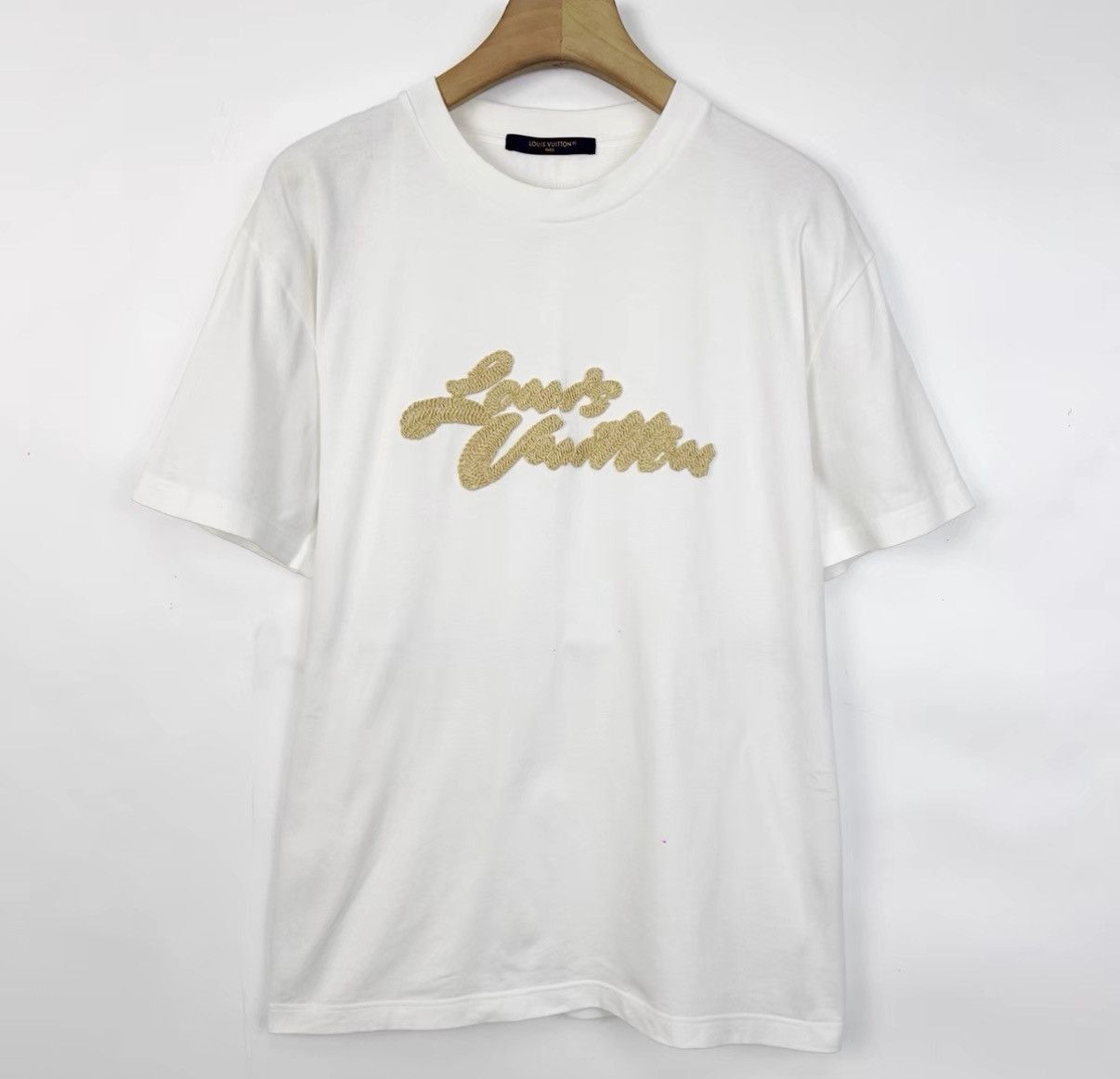 Louis Vuitton White Short Sleeve Embroidered T-Shirt Size US L / EU 52-54 / 3 - 1 Thumbnail