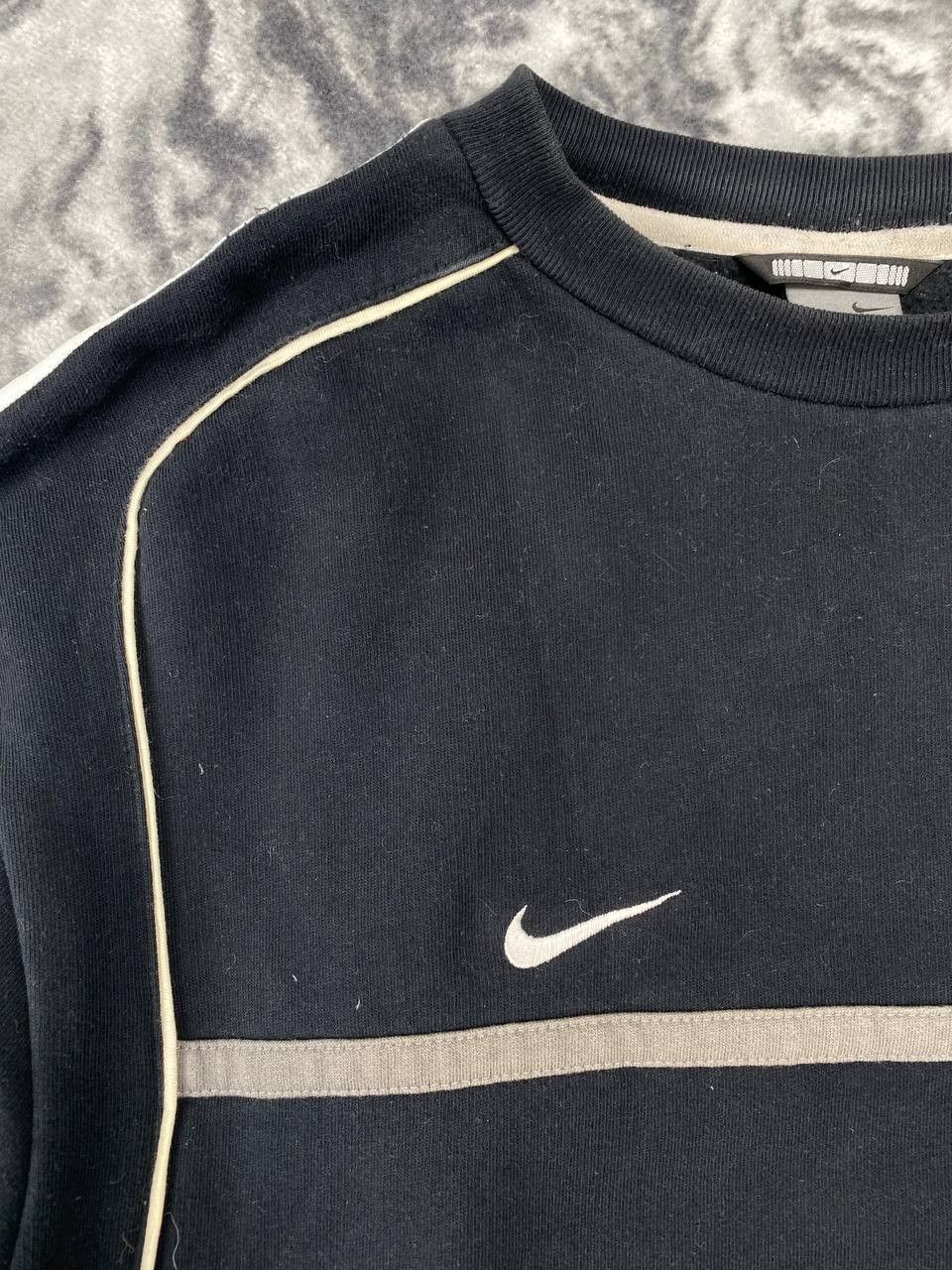Nike Vintage Nike Manchester United Soccer Sweatshirt 2000s Men Size US L / EU 52-54 / 3 - 9 Thumbnail
