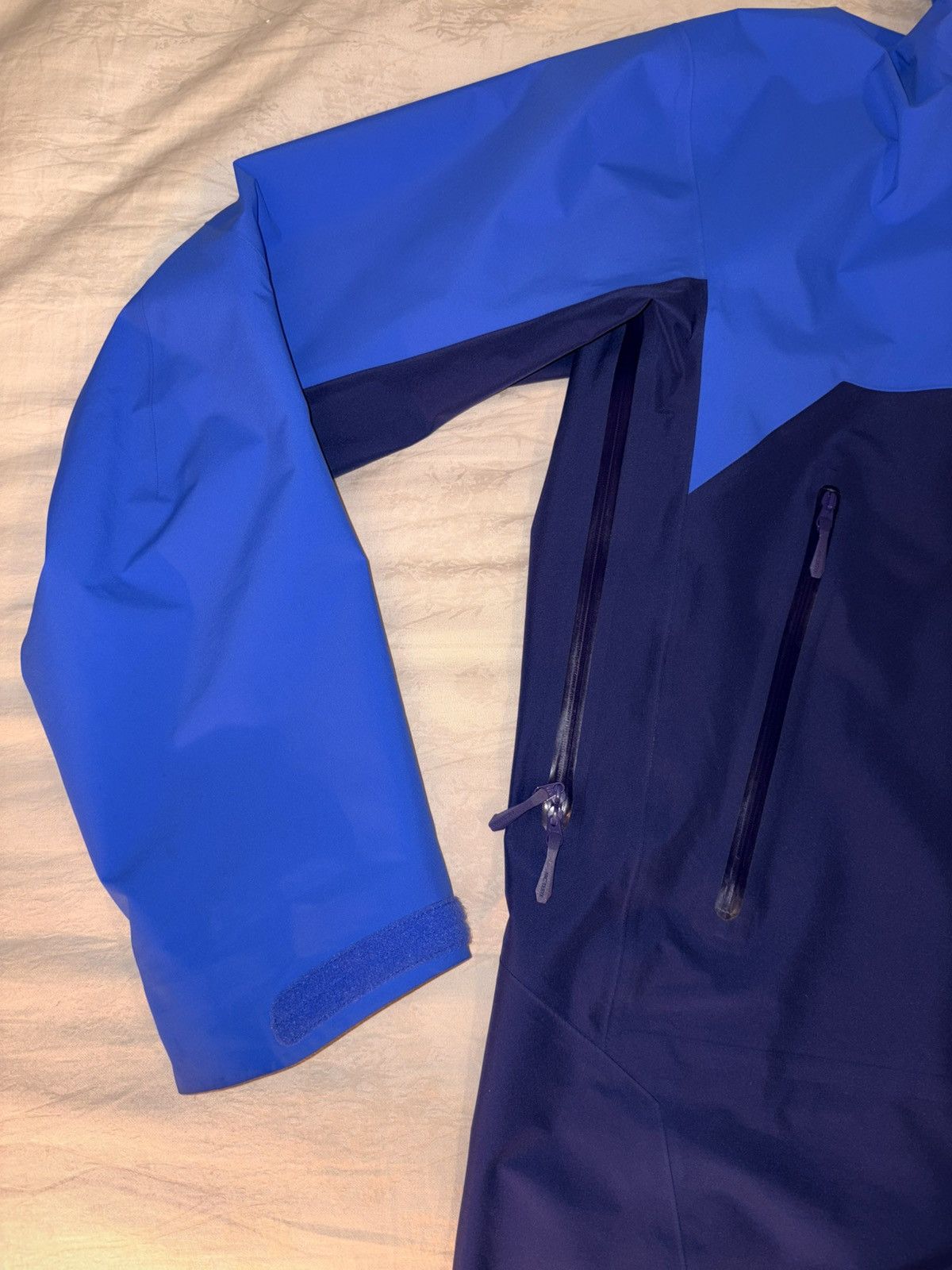 Arc'teryx Arc’teryx Beta AR Size US M / EU 48-50 / 2 - 7 Thumbnail