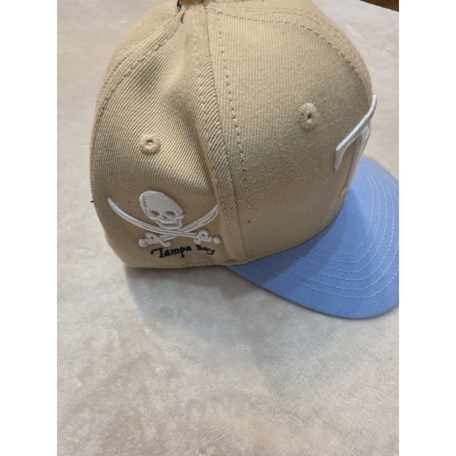& Other Stories Tampa Bay Beige Snapback Pro Standard Hat Size ONE SIZE - 2 Thumbnail