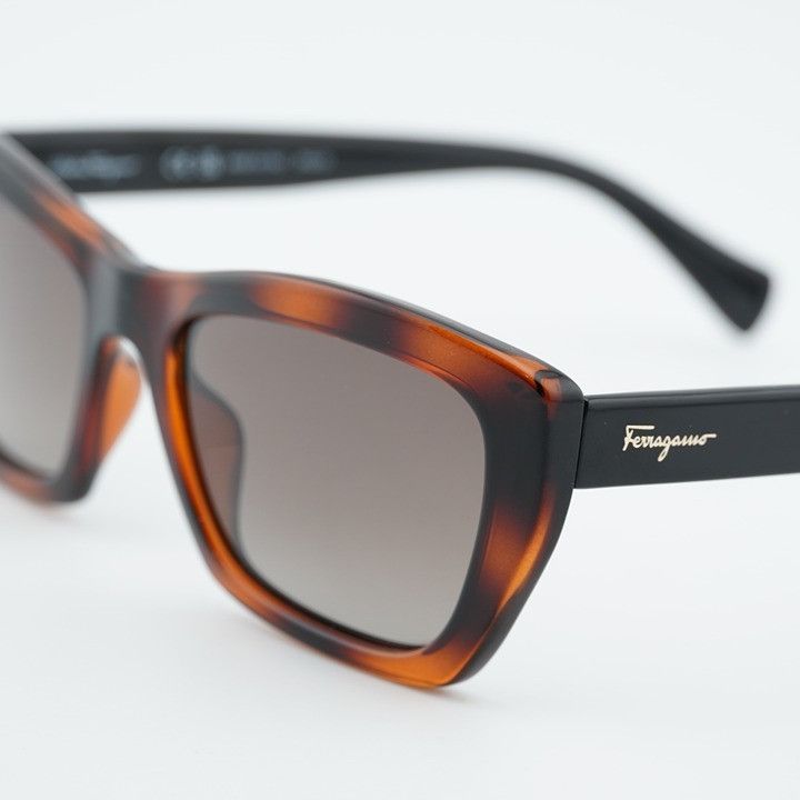 Salvatore Ferragamo Salvatore Ferragamo SF958S 214 Sunglasses Havana Rectangle Size ONE SIZE - 3 Thumbnail