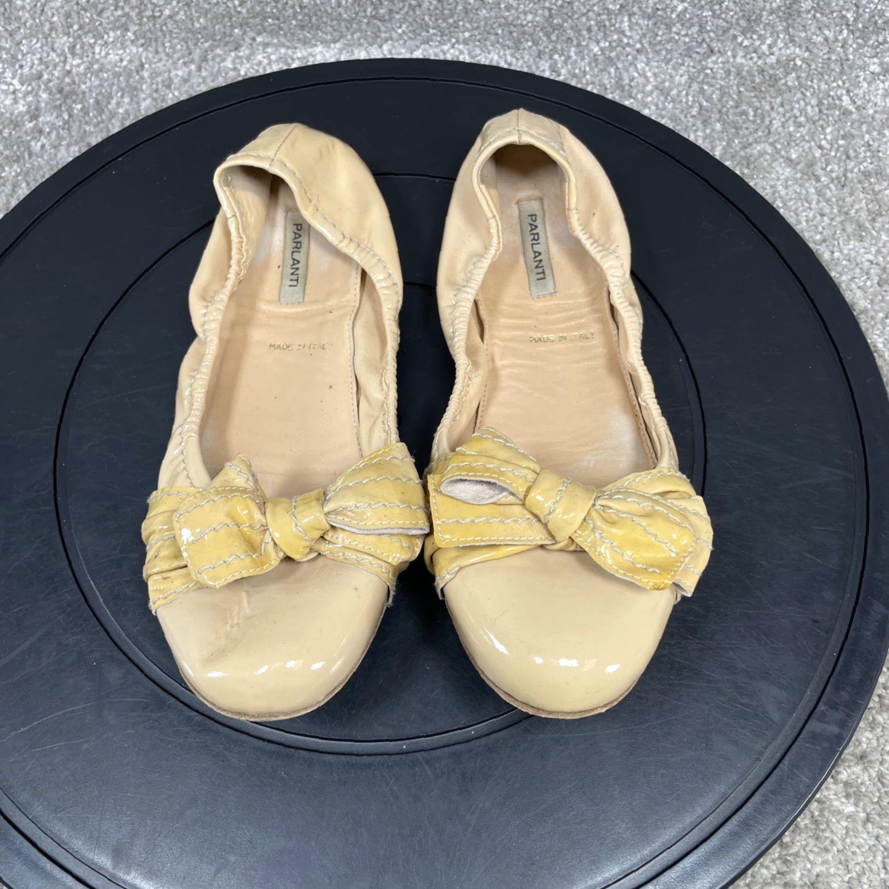 VINTAGE Parlanti Women's Flats Size 38 EU 7.5 US Beige Patent Leather Bow Slip On Casual Dress Shoes