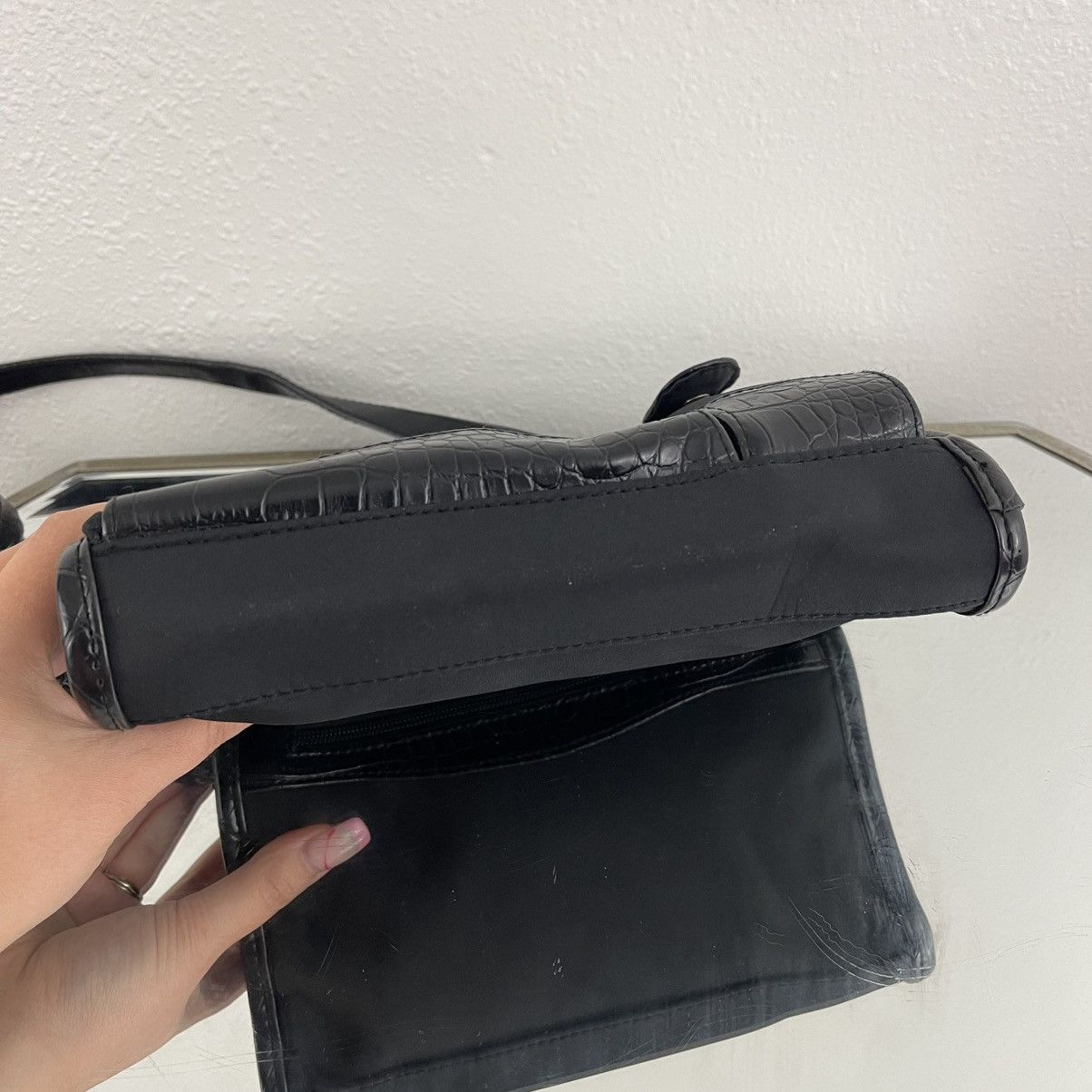 Other Vintage Y2K Black Faux Leather Angel Cherub Crossbody Purse Size ONE SIZE - 7 Thumbnail